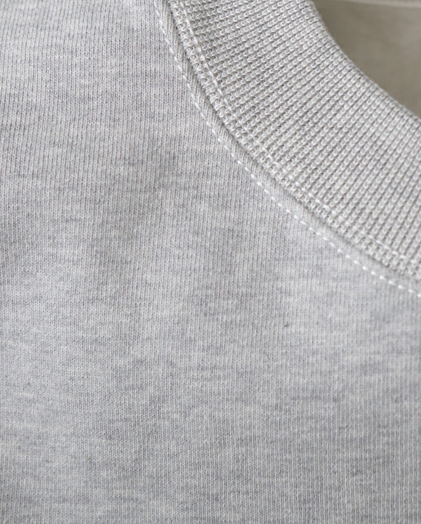 UNLIKELY SIMPLE SWEAT CREW "RESERVE"