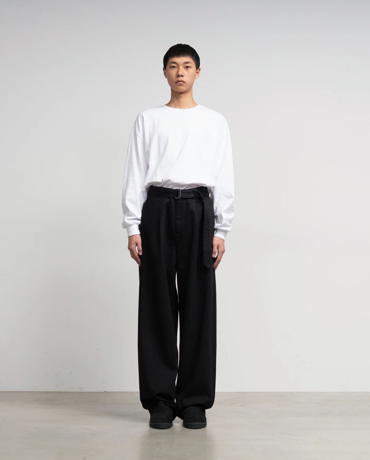 Graphpaper SELVAGE DENIM BELTED PANTS – NCNR ONLINE STORE