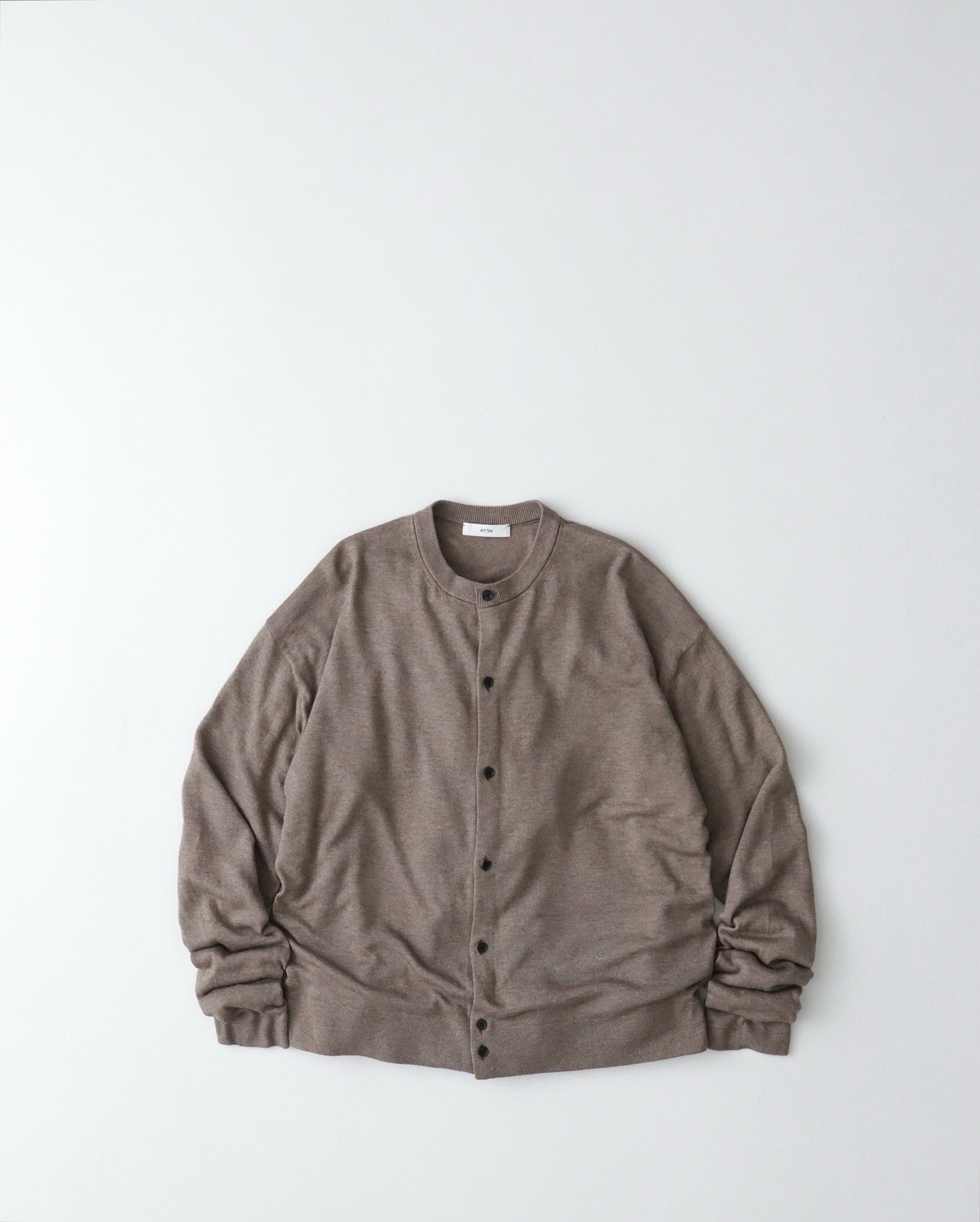 GARMENT DYED CASHMERE SILK CREWNECK CARDIGAN（WOMEN）