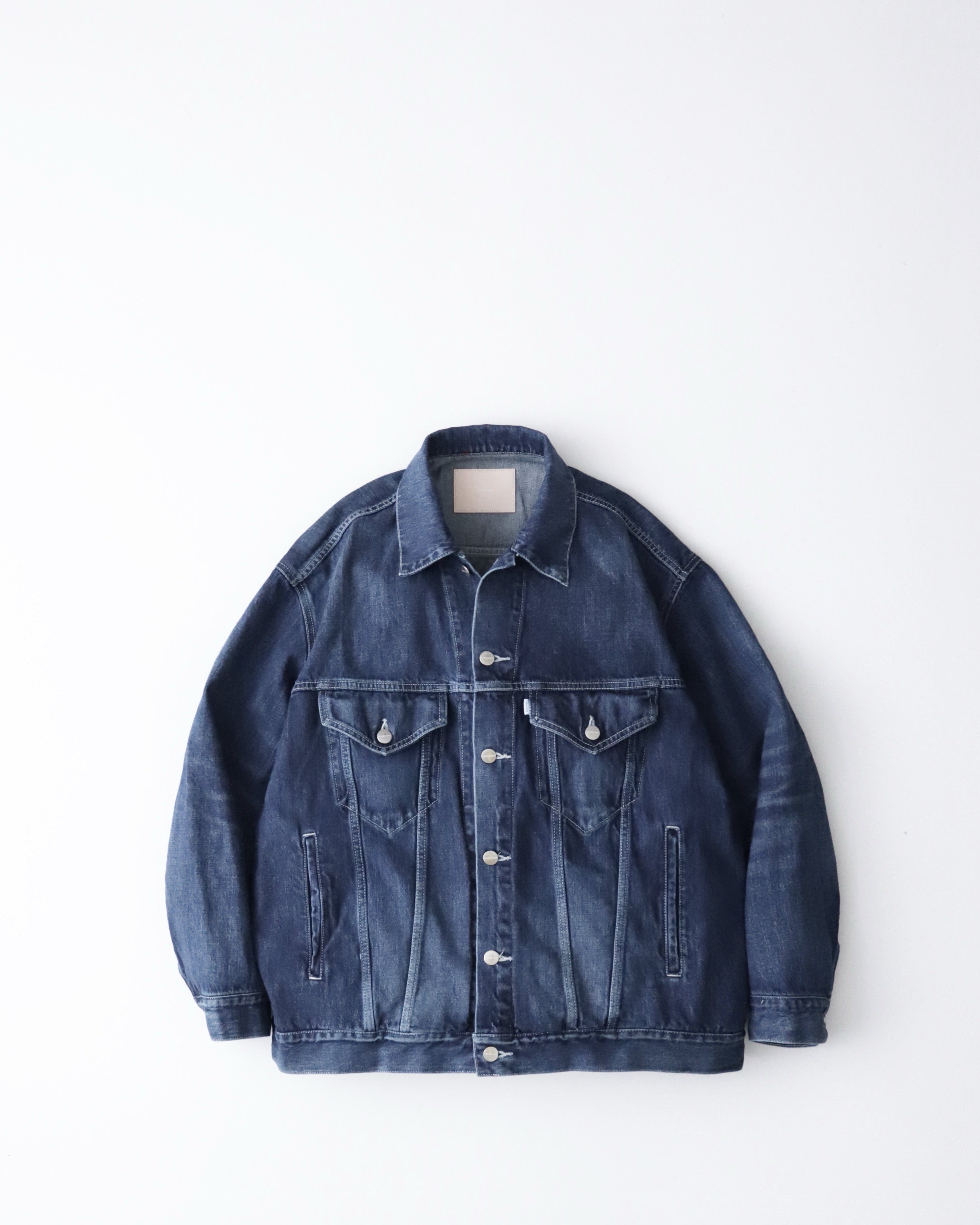 SELVAGE DENIM TRUCKER JACKET
