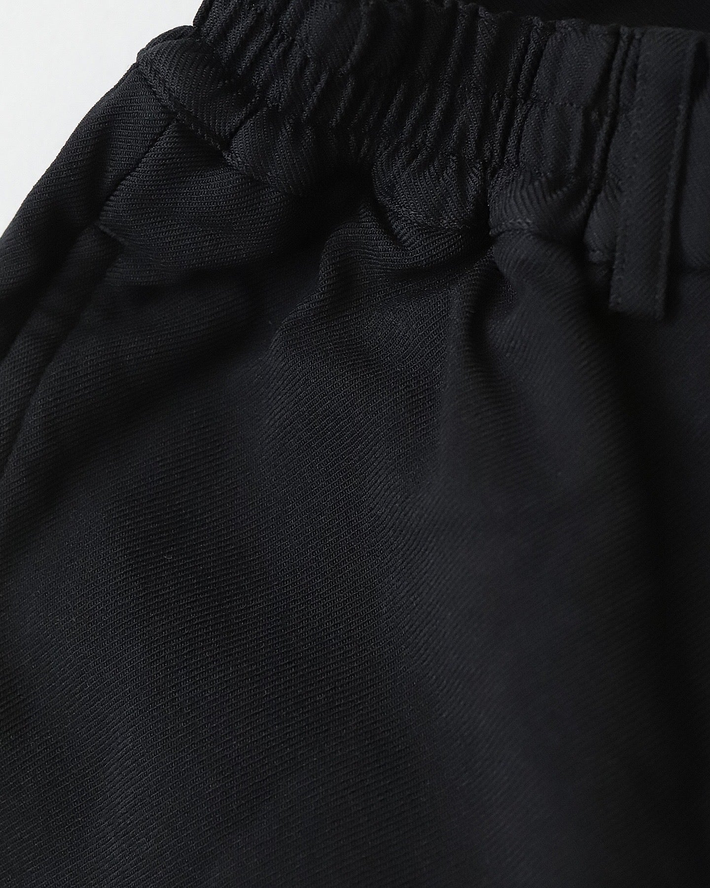 POLYESTER SERGE SHORT