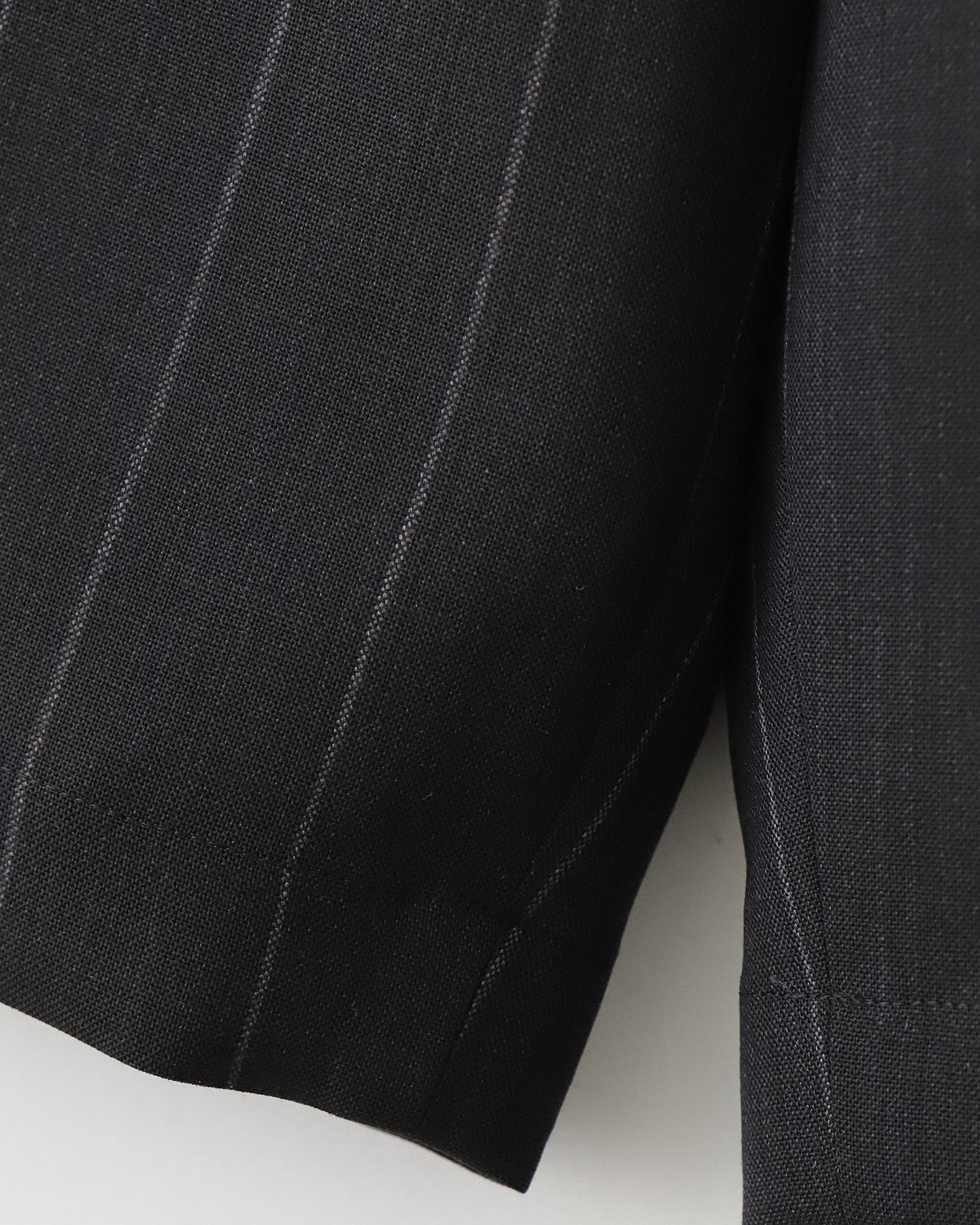 DOUBLE PLEATED SHORT TROUSERS / Ermenegildo Zegna