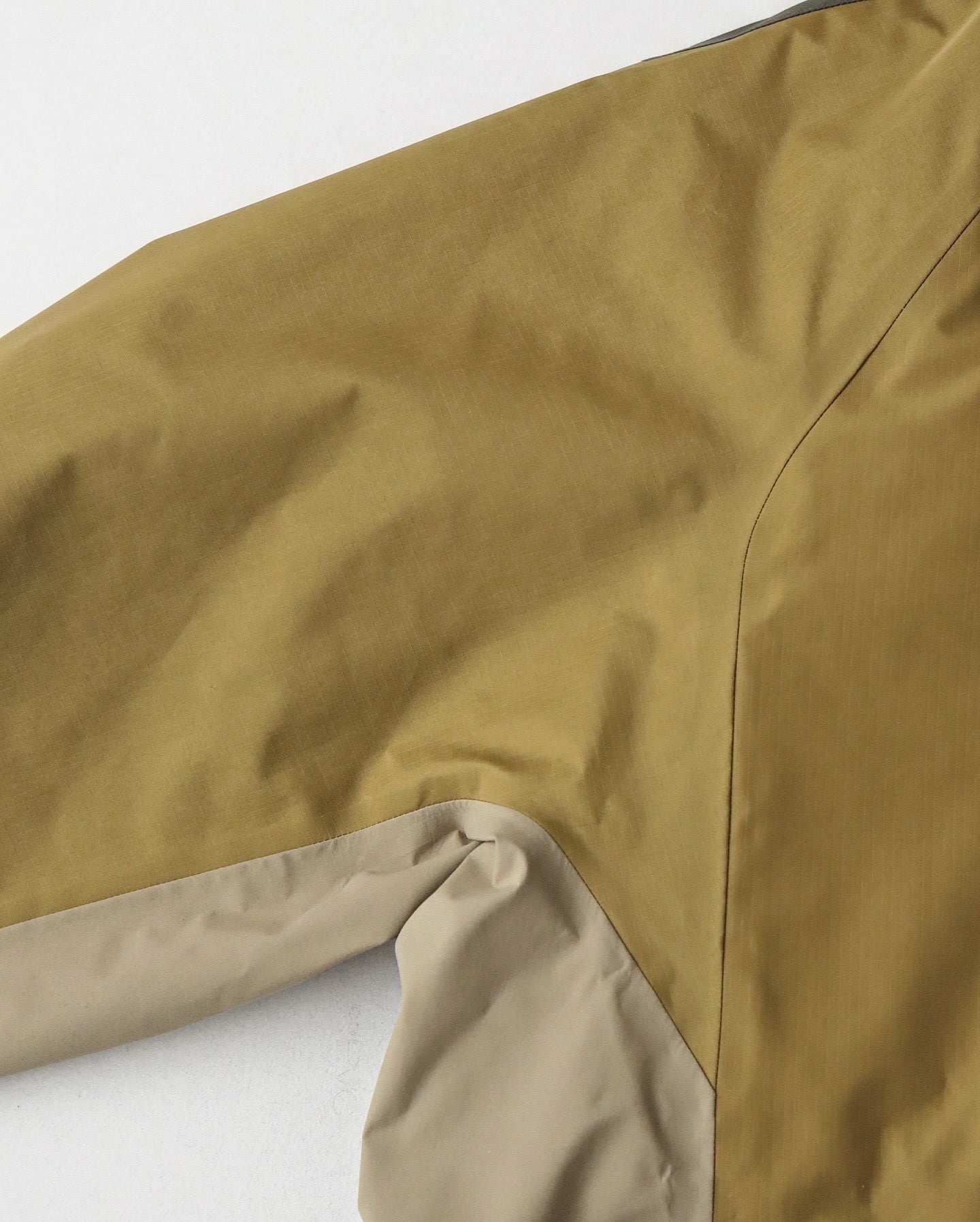 GORE-TEX BARMACAAN COAT