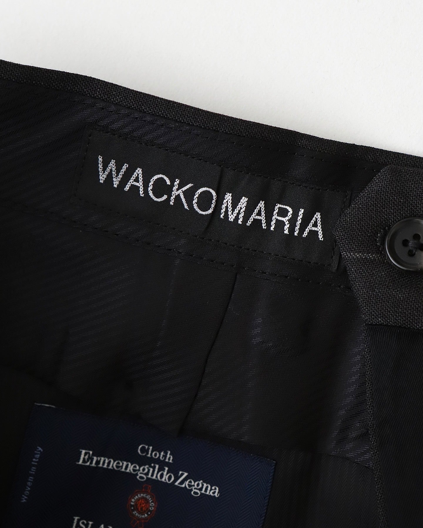 DOUBLE PLEATED SHORT TROUSERS / Ermenegildo Zegna