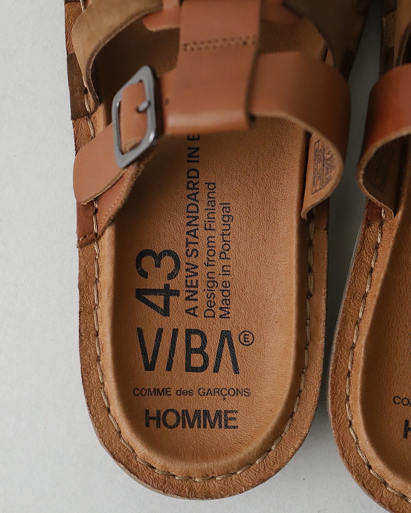 ね*ば様 【最安値】COMME des GARCONS HOMME サンダル COMME des GARCONS HOMME VIBAE LEATHER STRAP SANDAL｜STEER SMOOTH