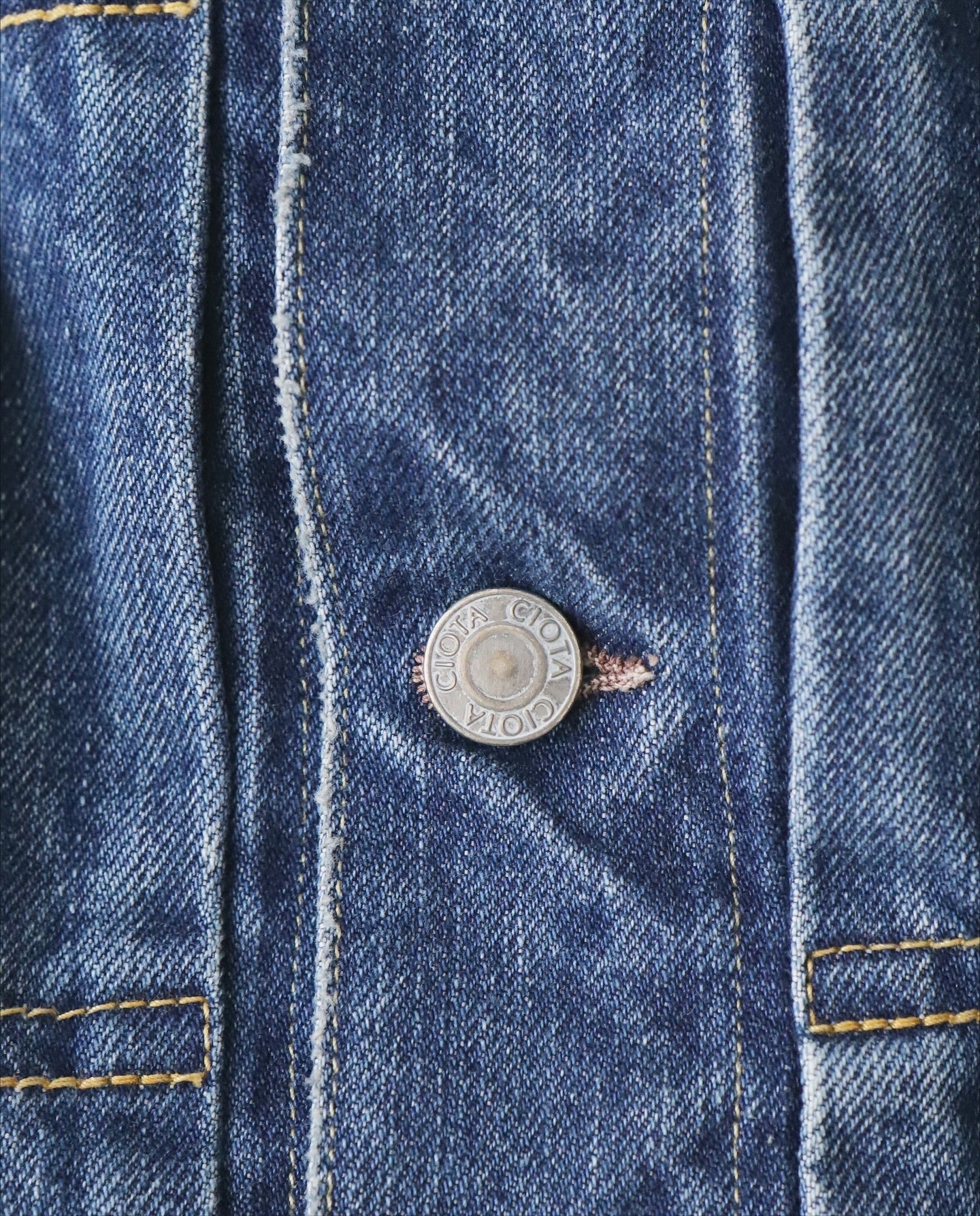 DOUBLE POCKET DENIM JACKET