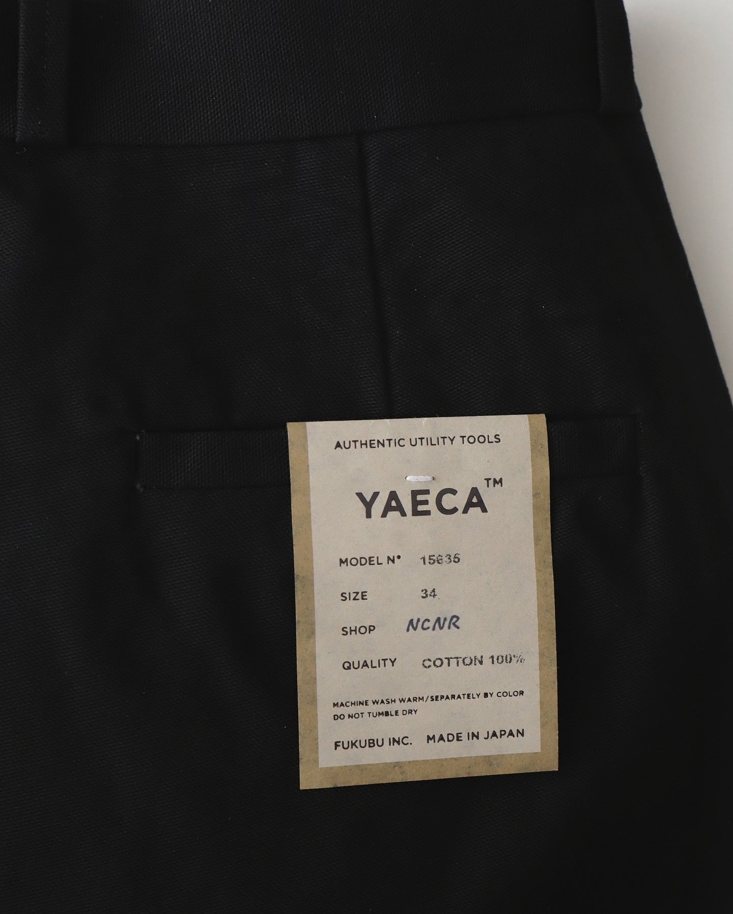 TUCK STRAIGHT TROUSERS