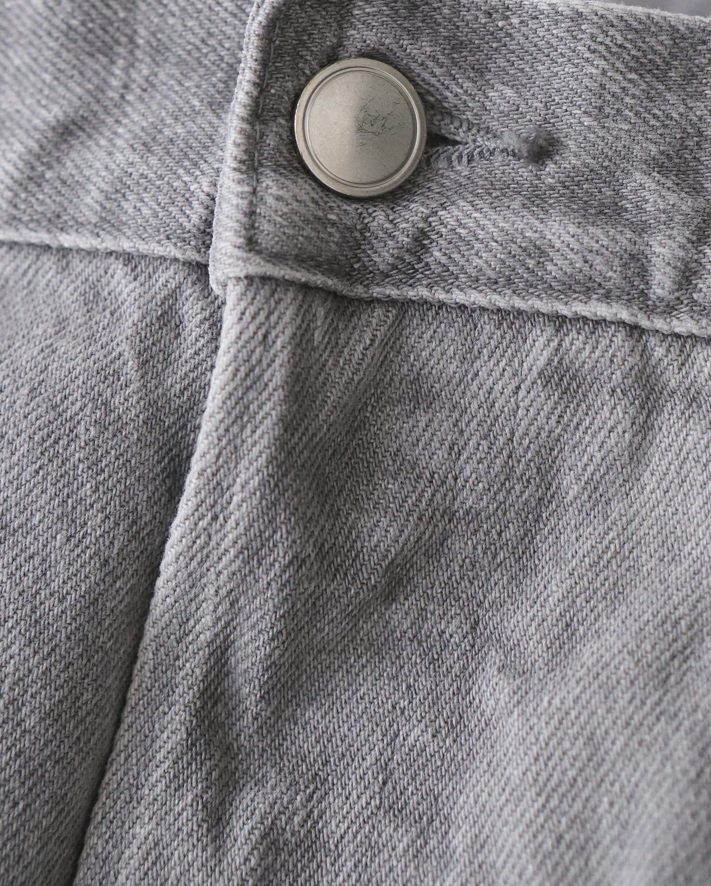 UNLIKELY TIME TRAVEL JEAN WIDE GRAY DENIM