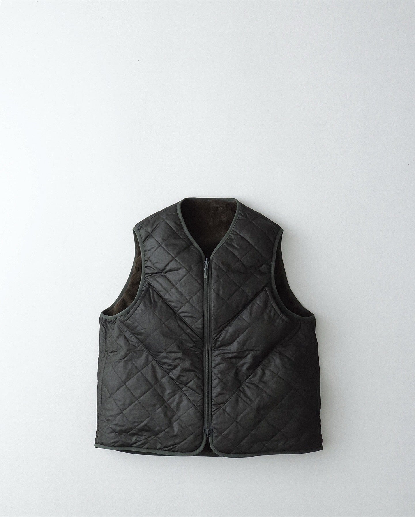 TECH REVERSIBLE BRITISH HUNTER FUR VEST