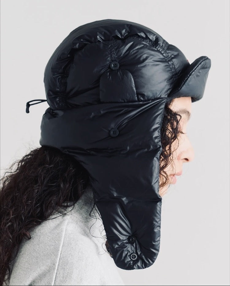 MOUNTAIN LODGE DOWN EAR FLAP CAP