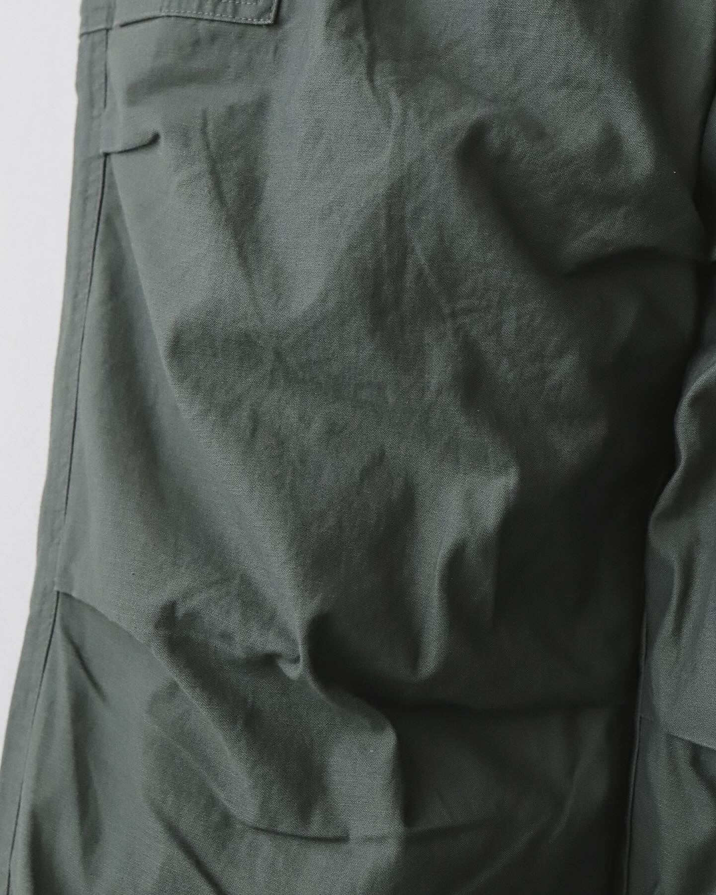 BACK SATEEN FIELD PANTS