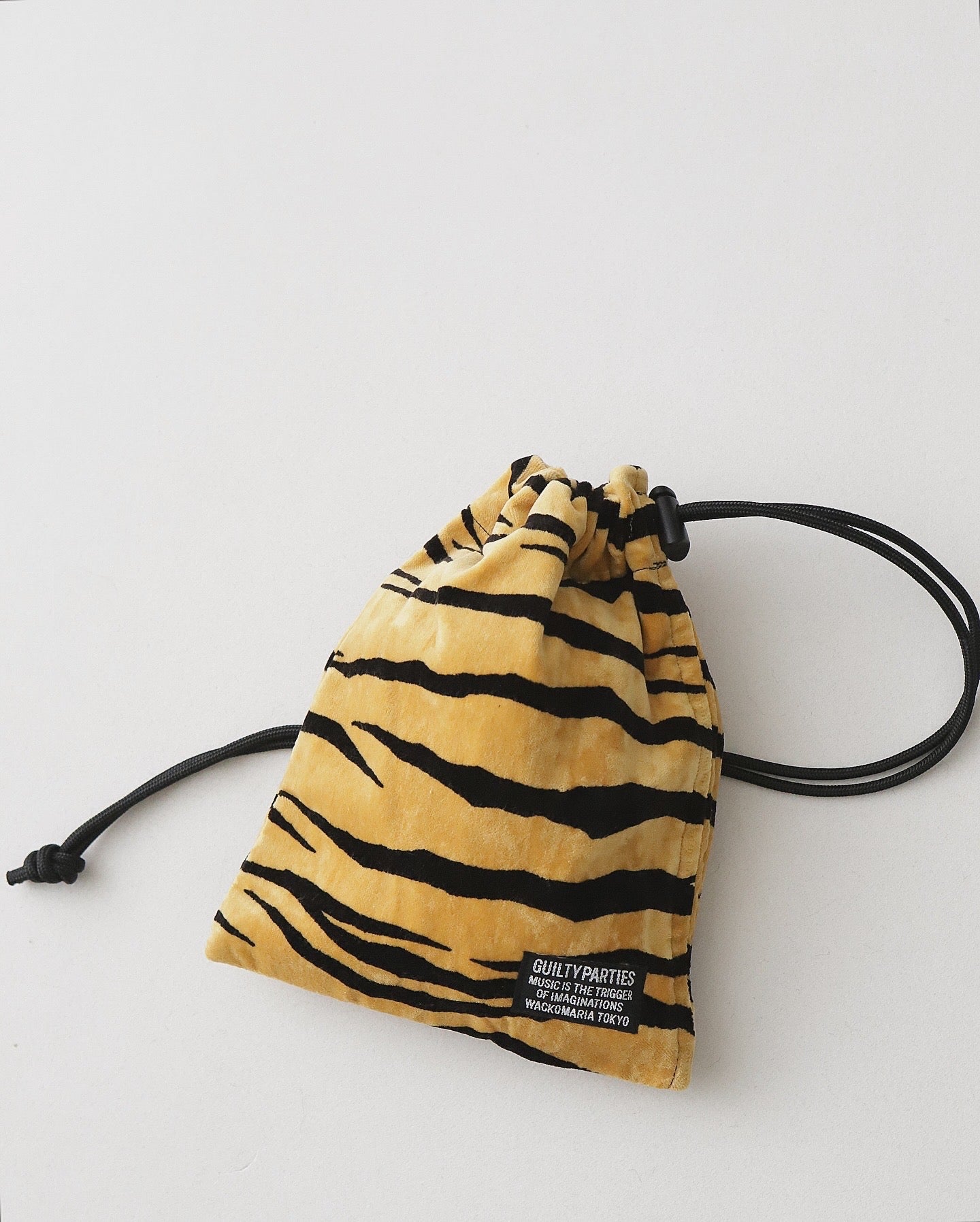 TIGER VELOUR DRAWSTRING BAG