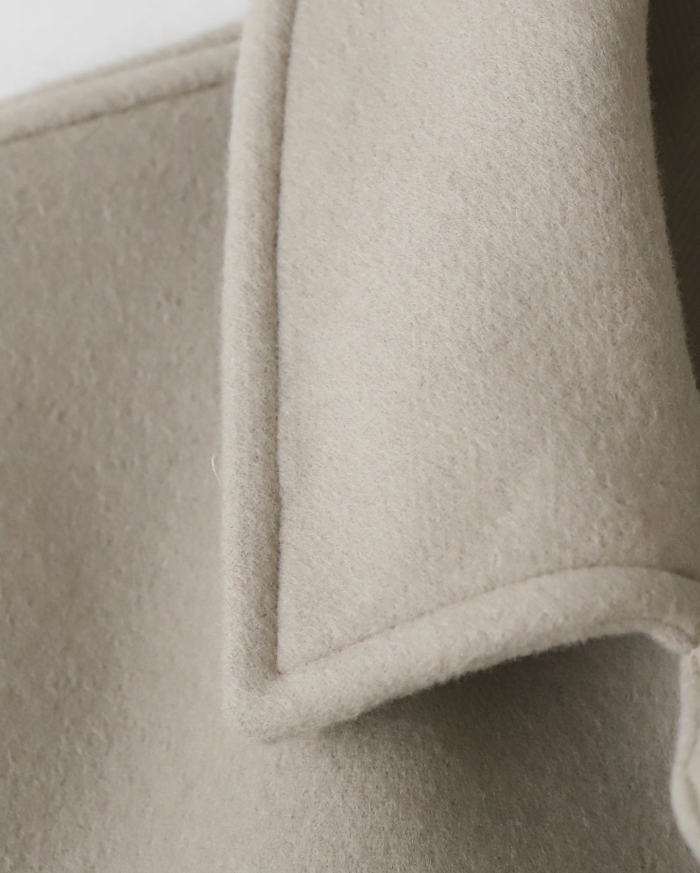 LIGHT MELTON OVERSIZED COAT