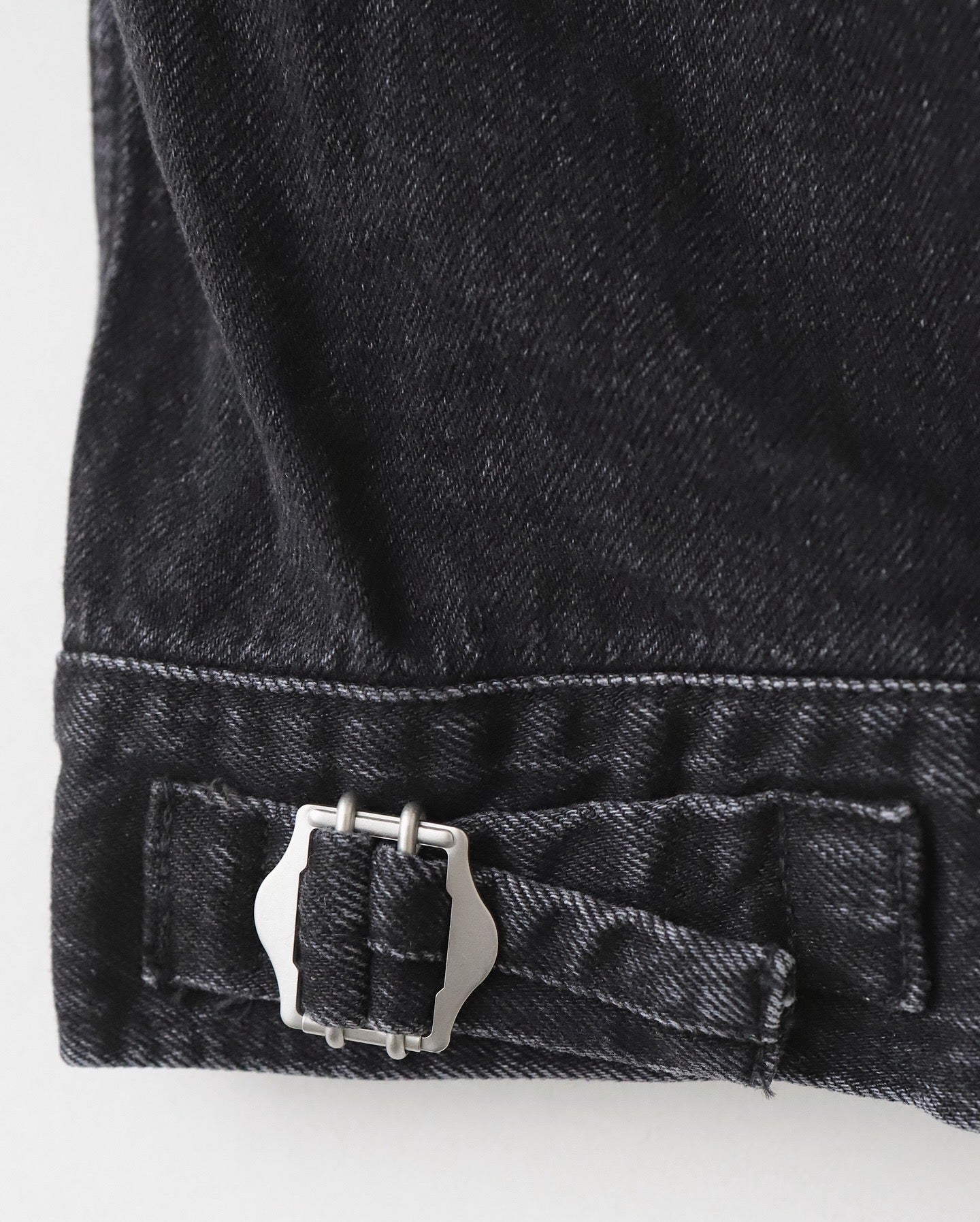 SELVAGE DENIM ZIP JACKET