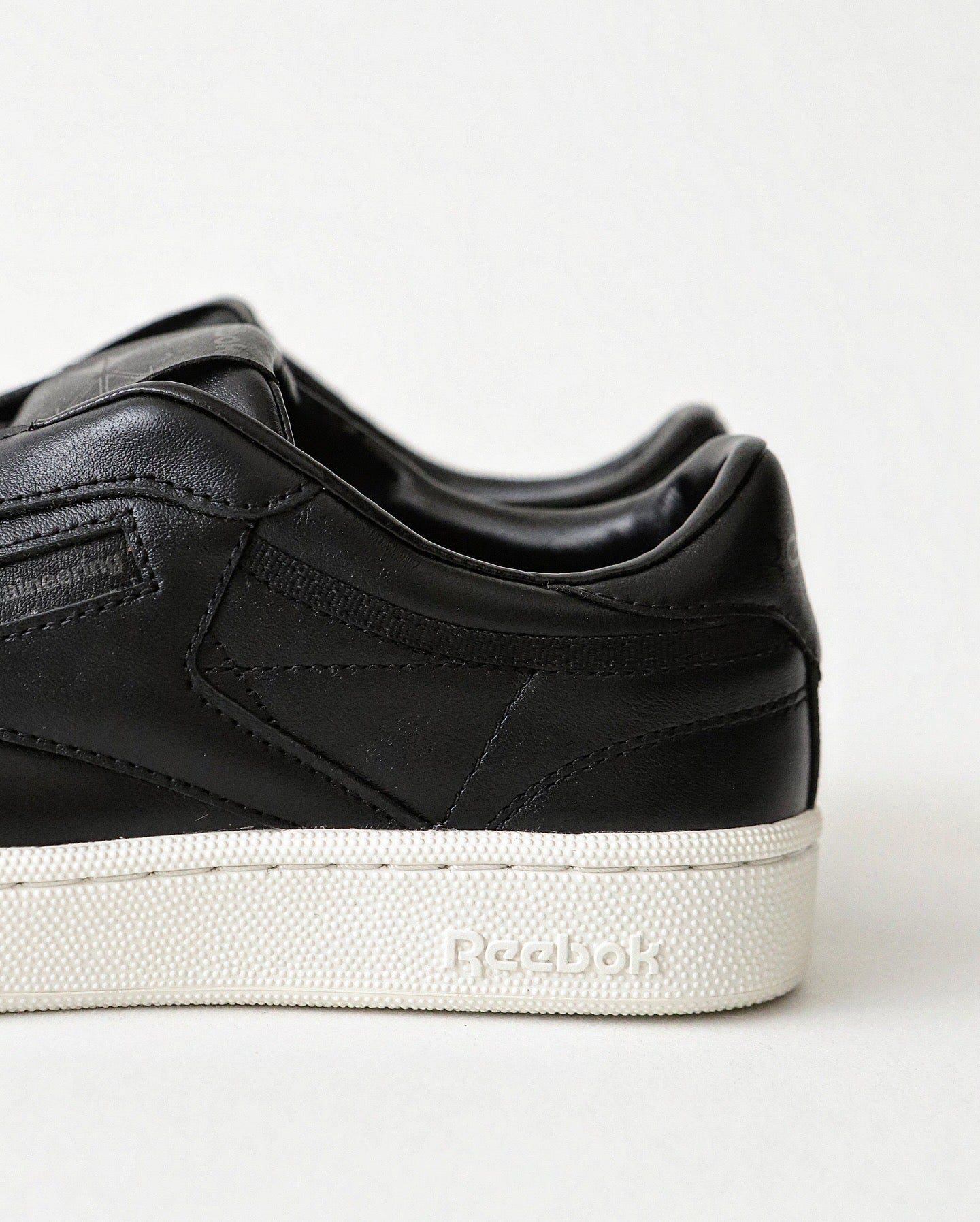 WM×REEBOK ‘CLUB C 85 VINTAGE’ SLIP-ON