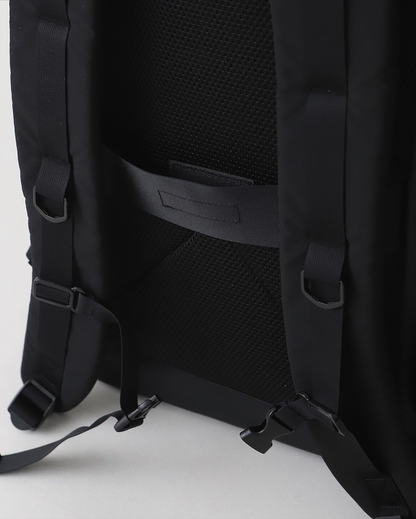 EXPEDITION BACKPACK