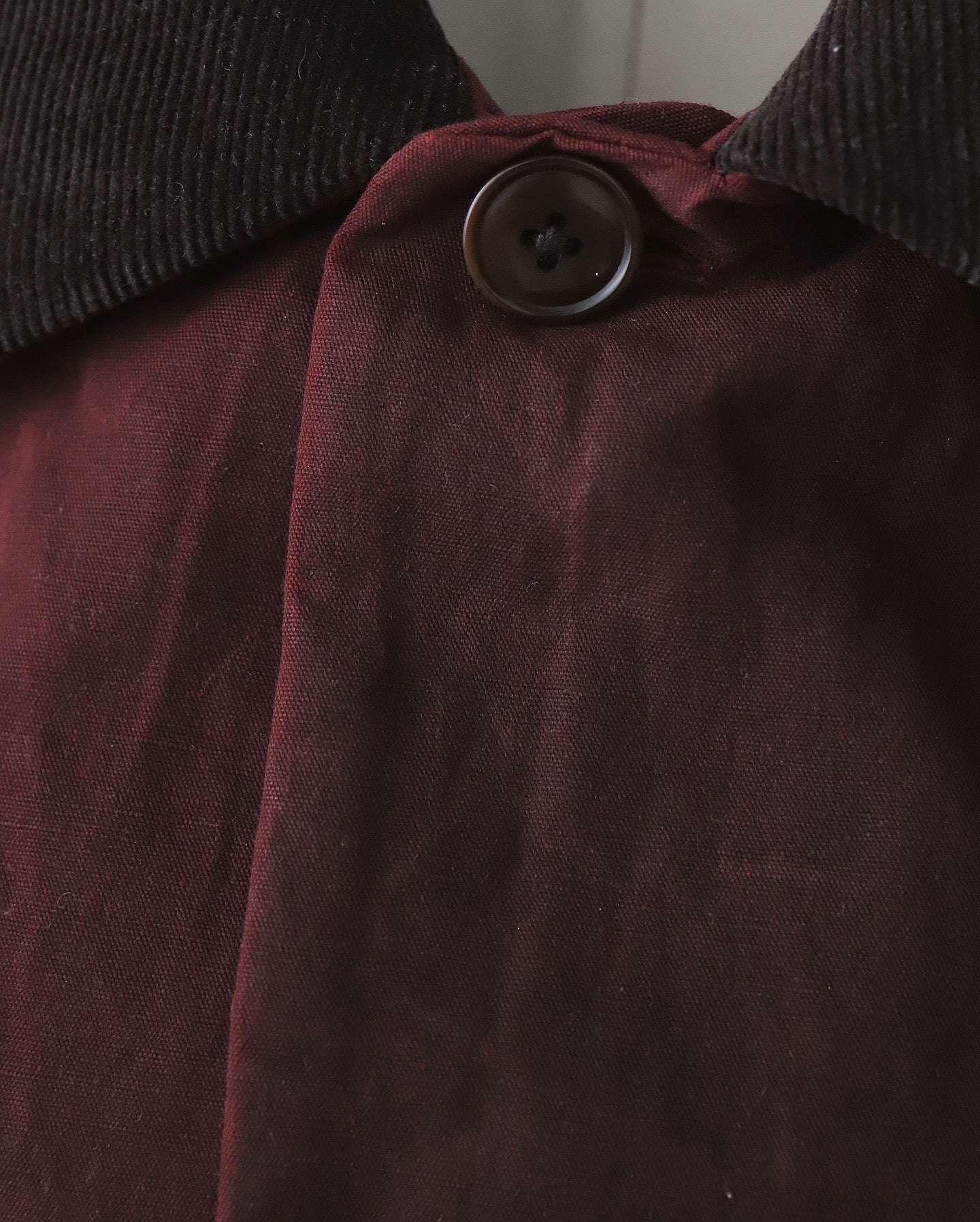 SHORT OVERCOAT OILED