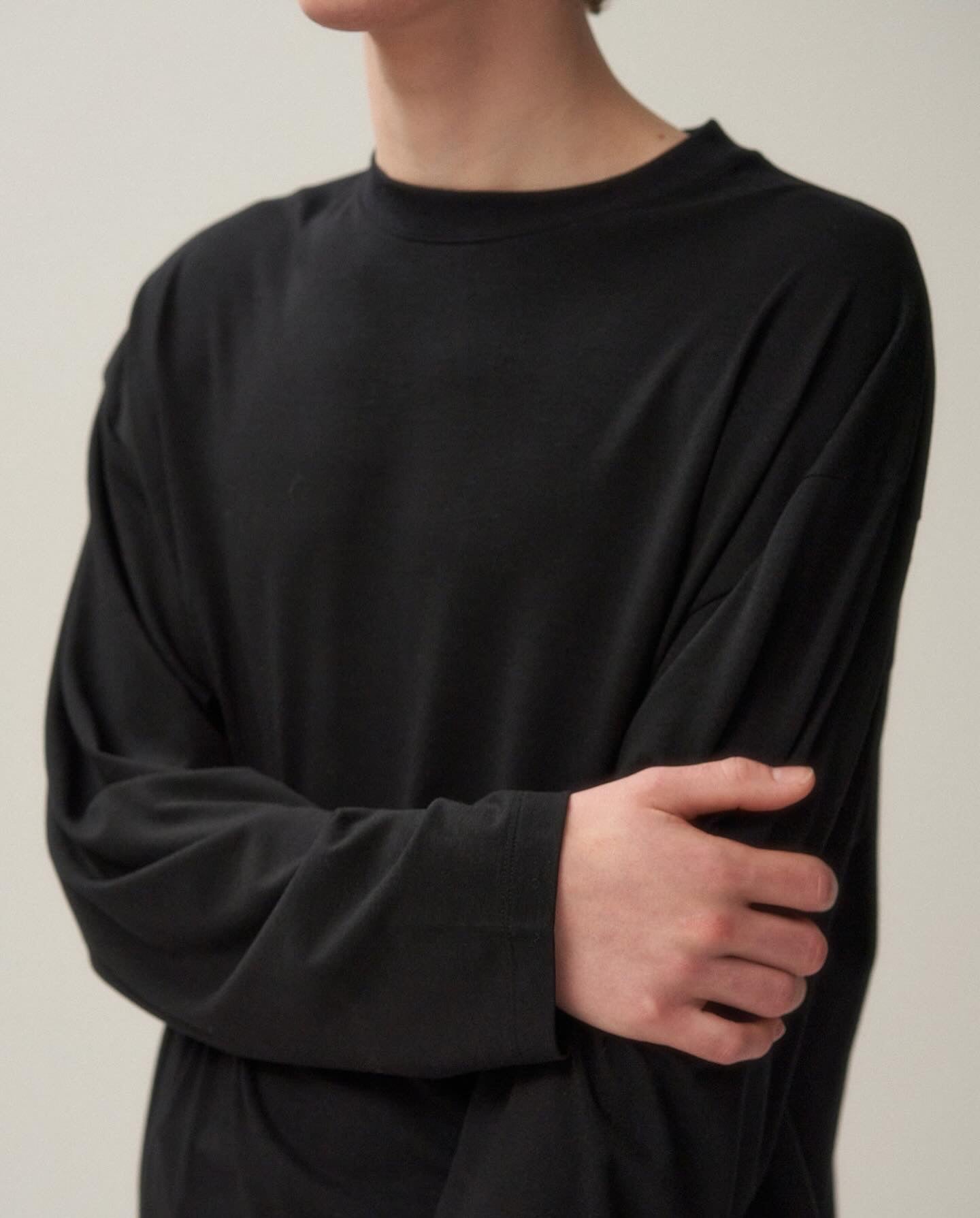 ROYAL WOOL JERSEY LONG SLEEVE T-SHIRT