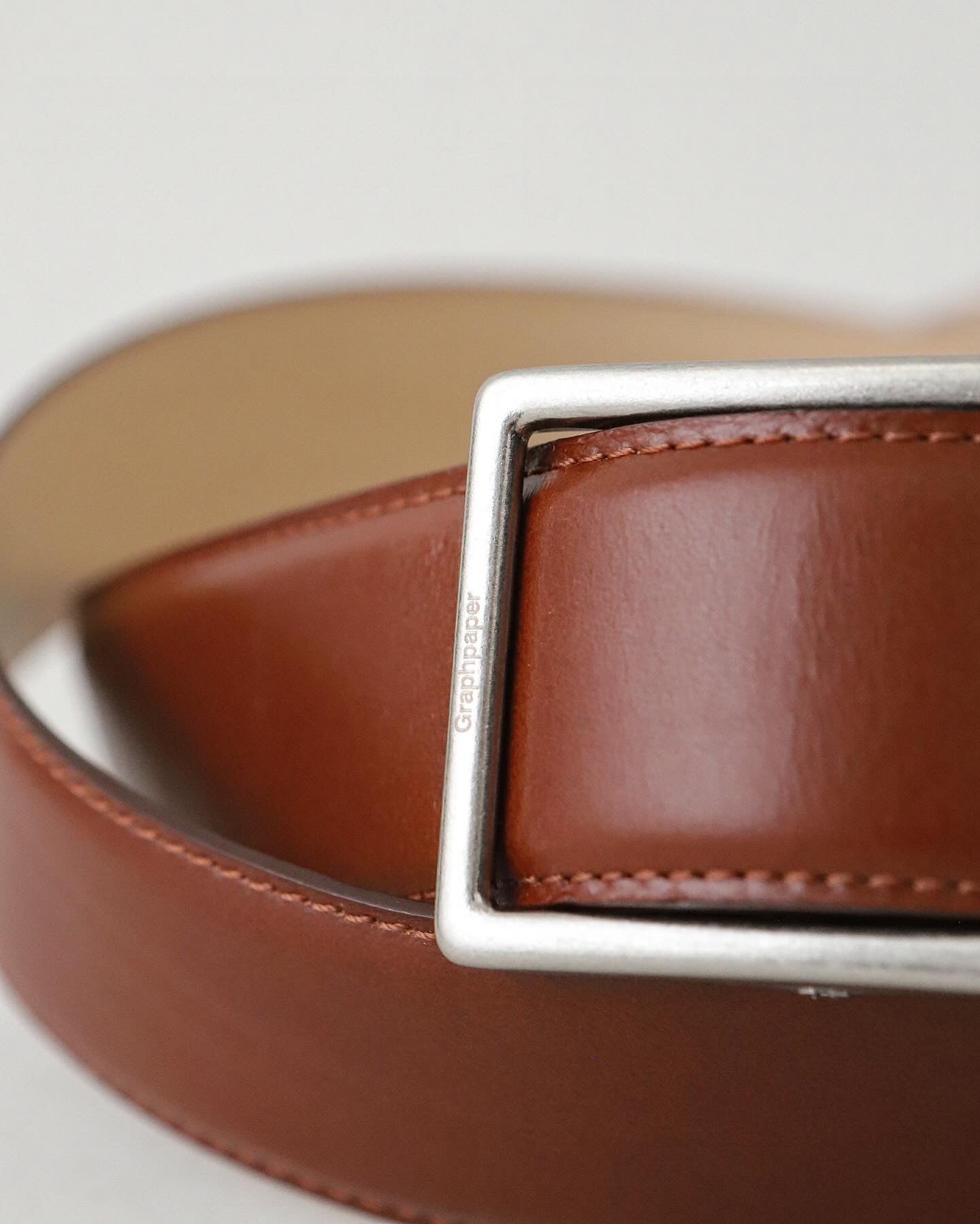 GRAPHPAPER HOLELESS LEATHER CLASSIC BELT