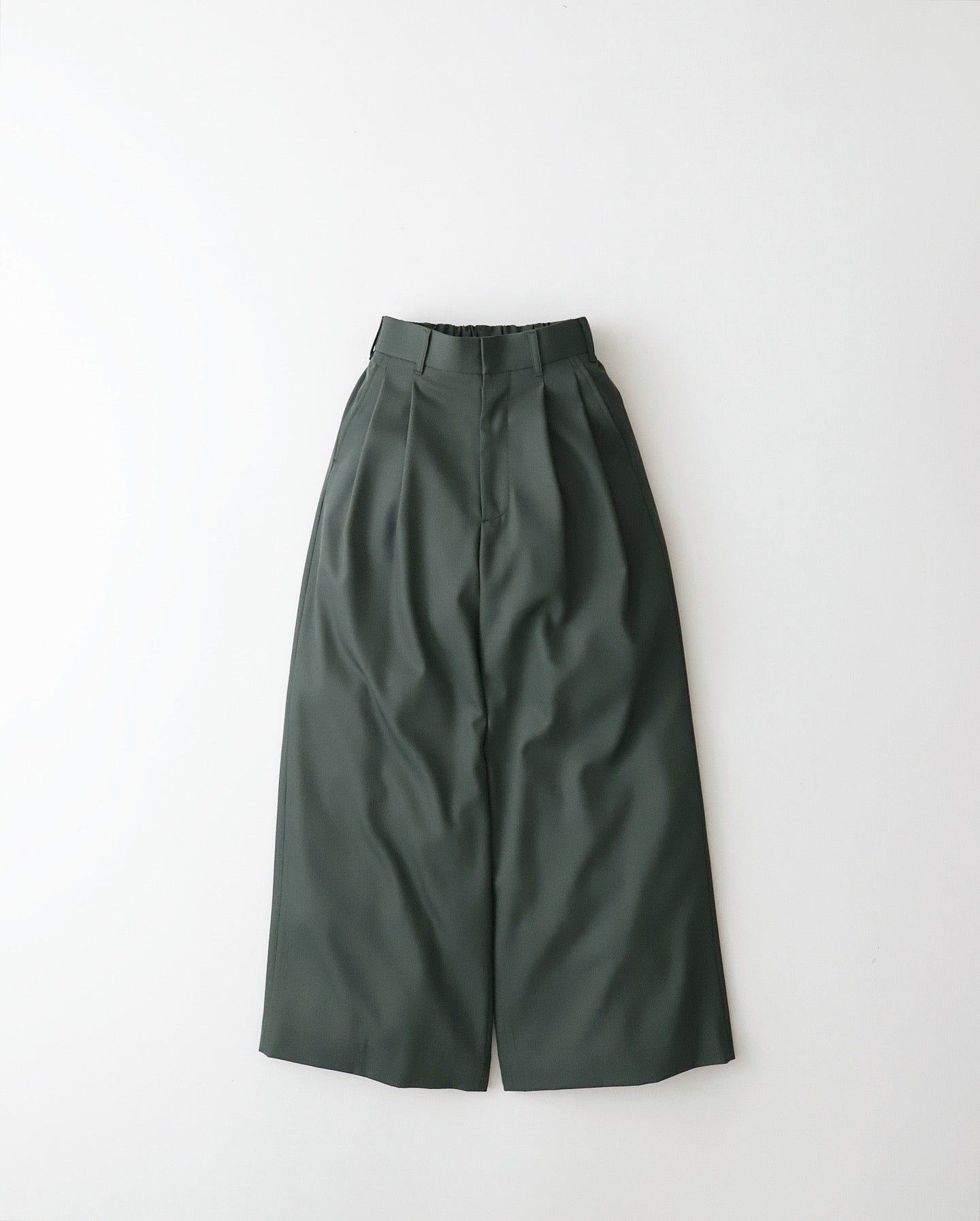 TECHNO WOOL NYLON TWO TUCK WIDE PANTS（WOMEN）