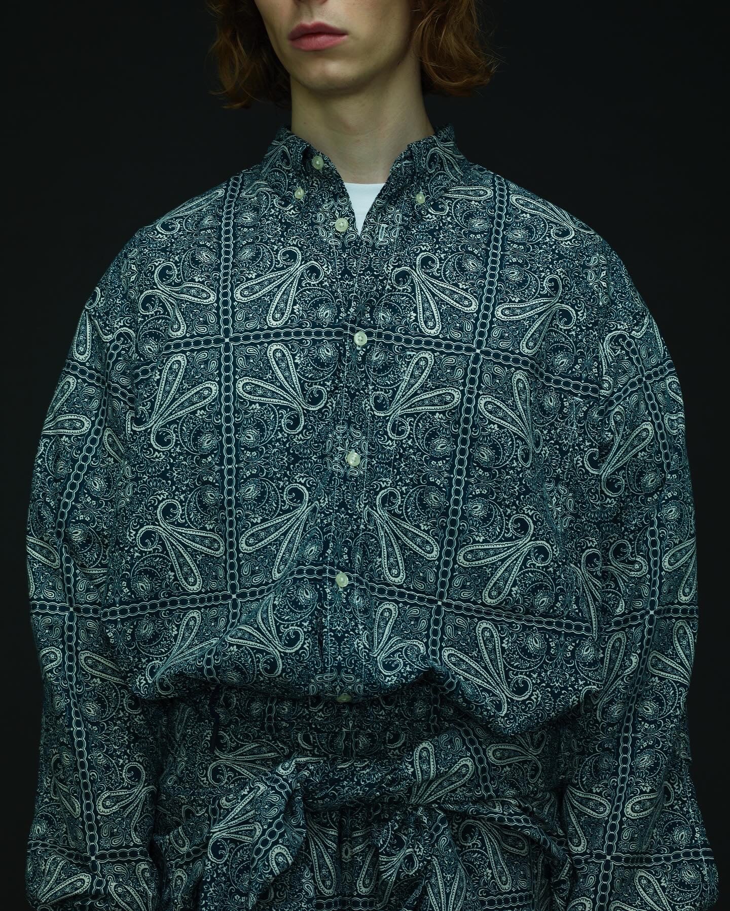 W's TECH BUTTON DOWN SHIRTS L/S PAISLEY