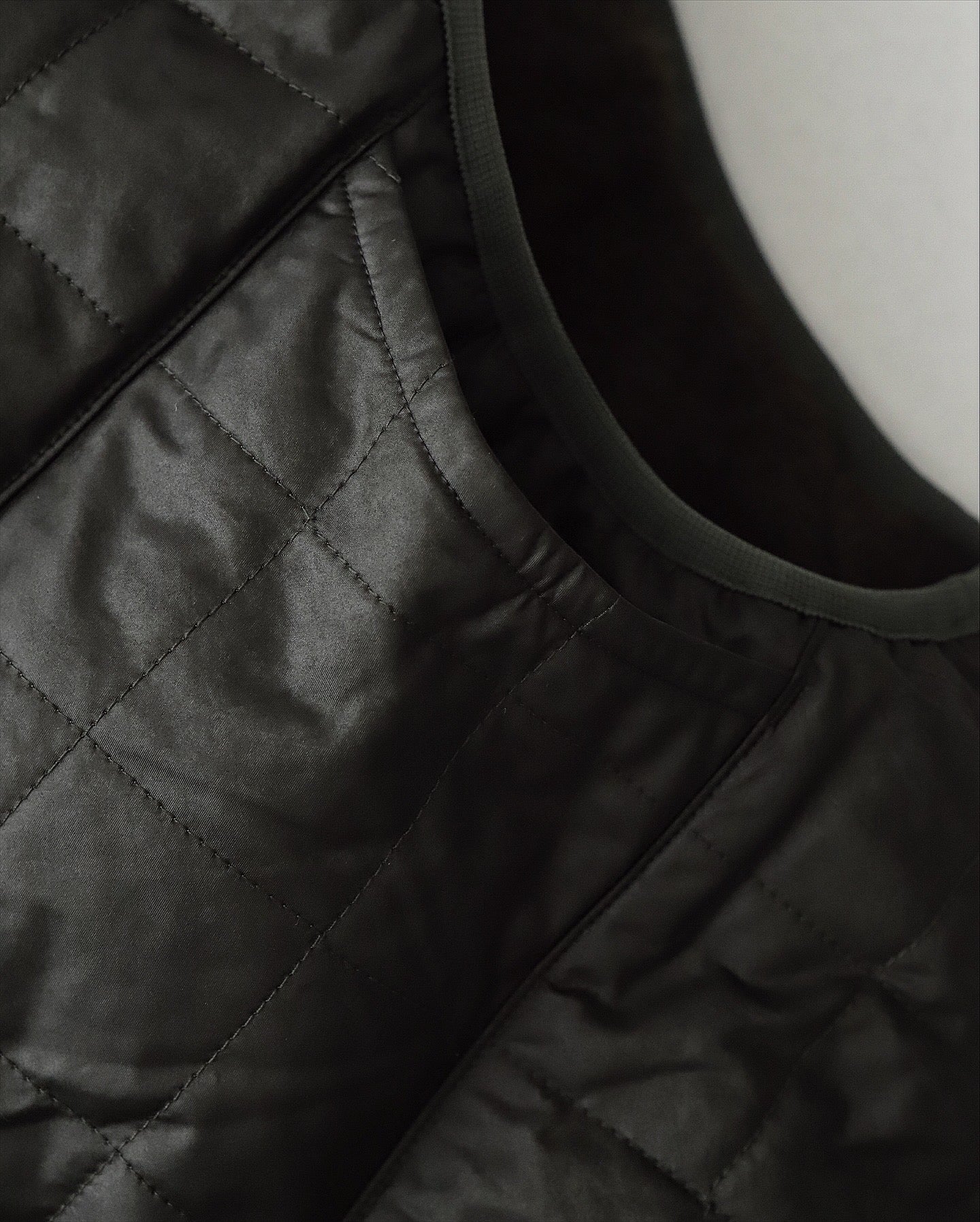 TECH REVERSIBLE BRITISH HUNTER FUR VEST