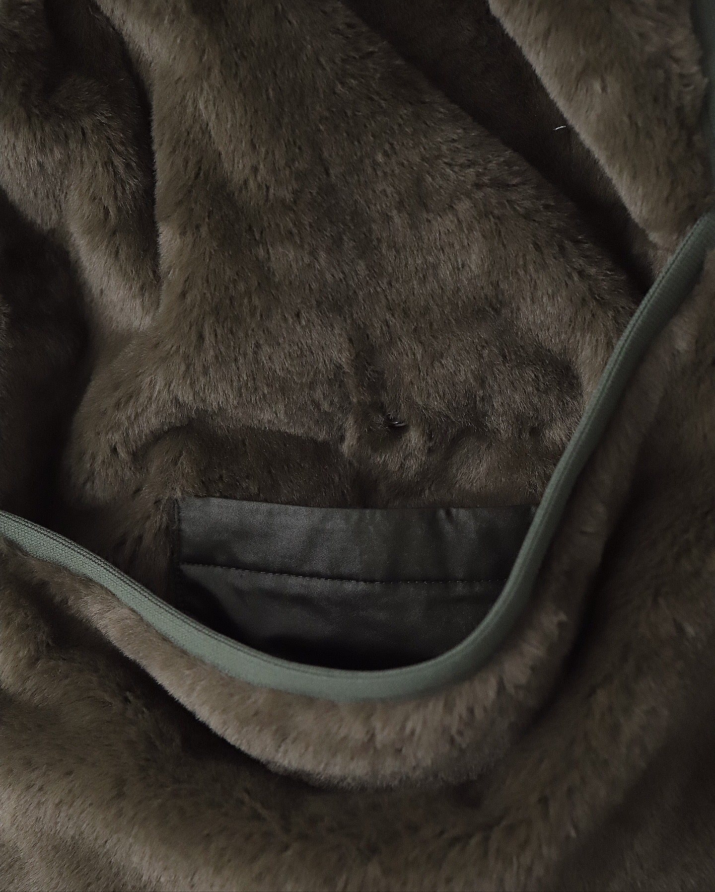 TECH REVERSIBLE BRITISH HUNTER FUR VEST