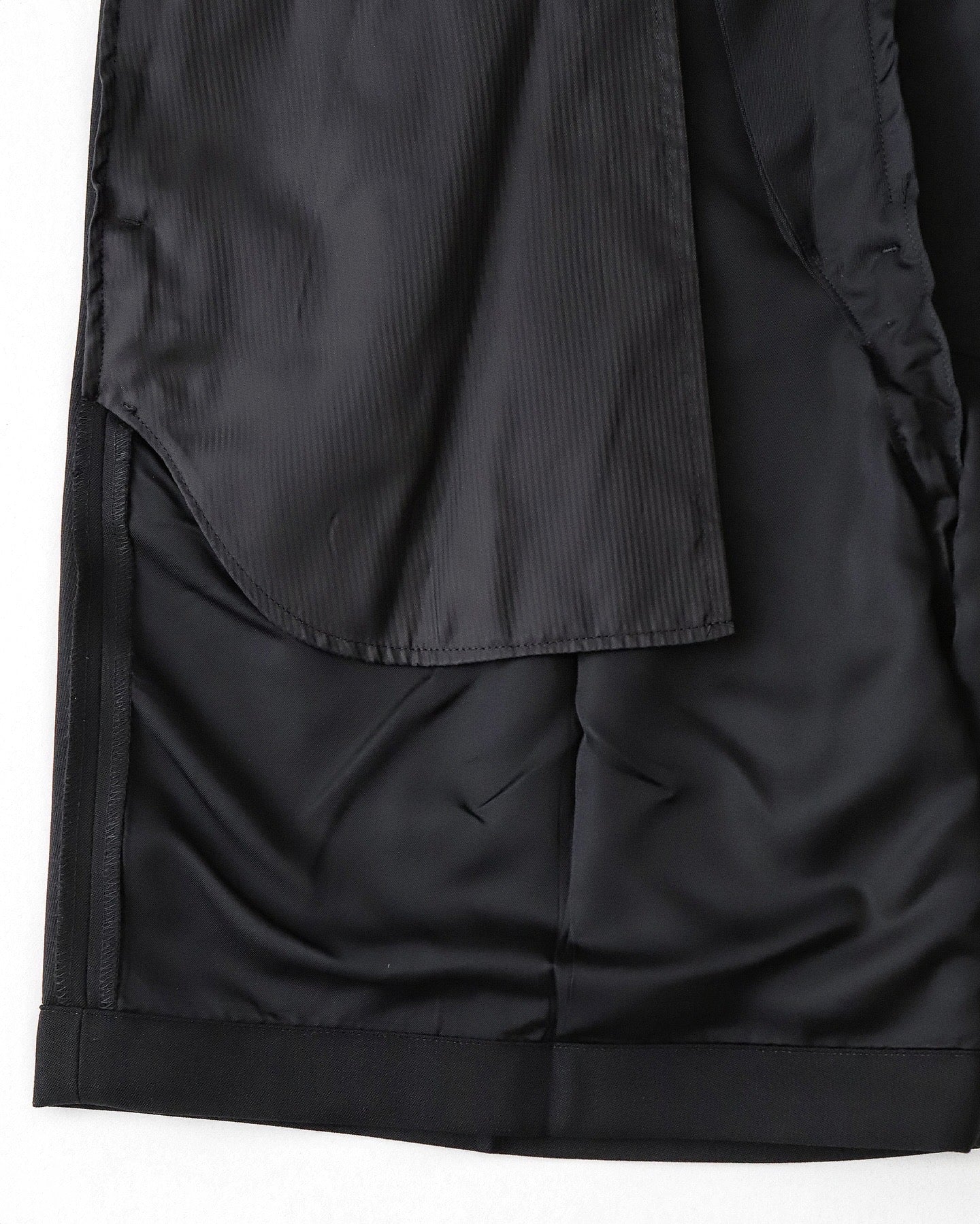 DOUBLE PLEATED SHORT TROUSERS / Dormeuil