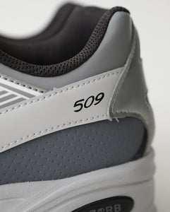 New Balance U509 シルバー/グレー New Balance】U509（スニーカー）｜New Balance（ニューバランス