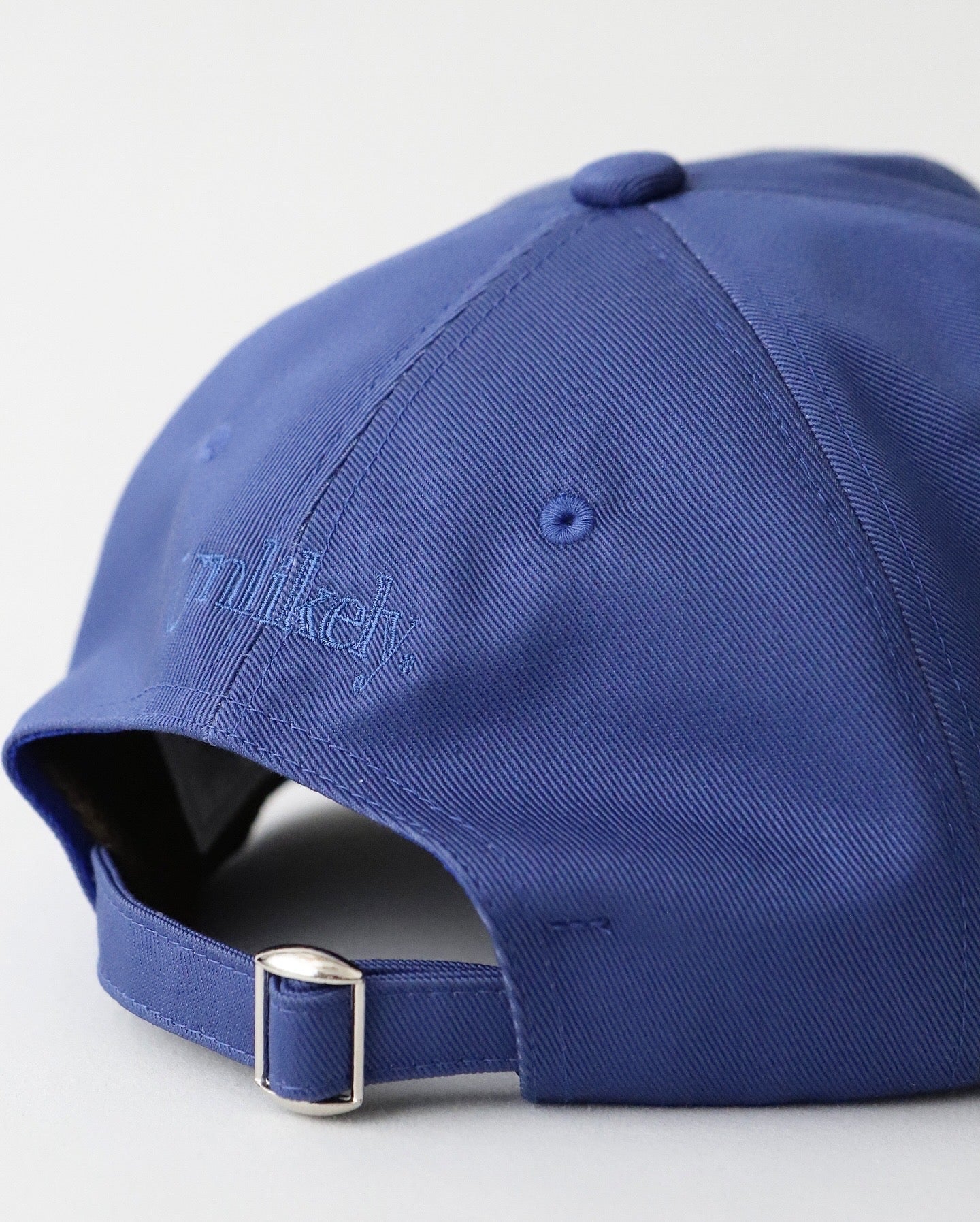 UNLIKELY SOUVENIR CAP "JOGGING"