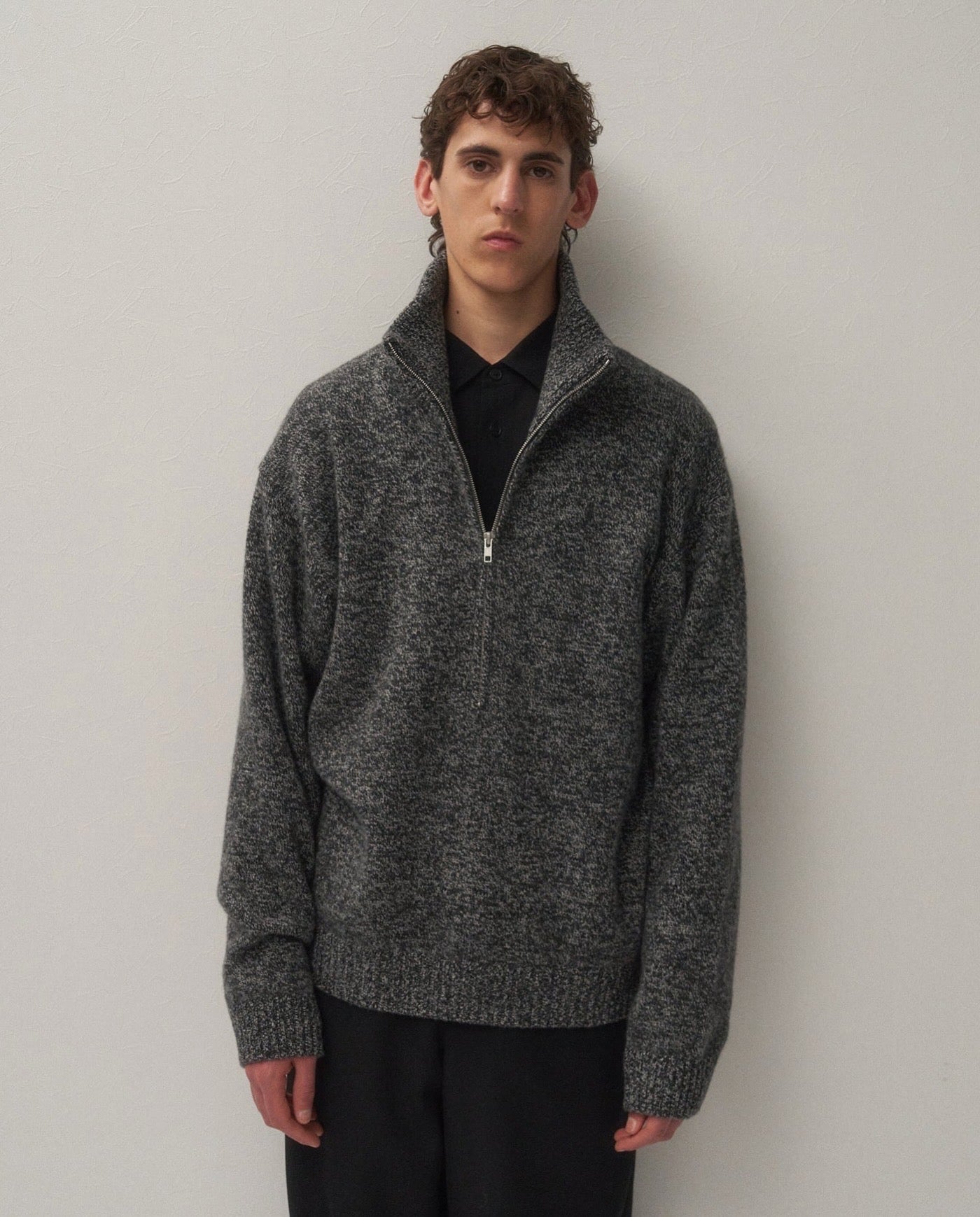 LAMBS WOOL HALF ZIP SWEATER