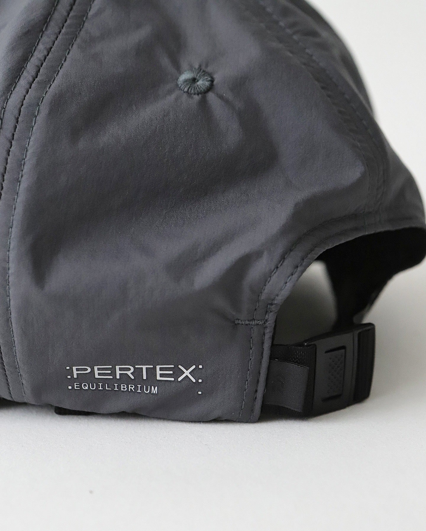 TECH TRAVEL 6PANEL CAP