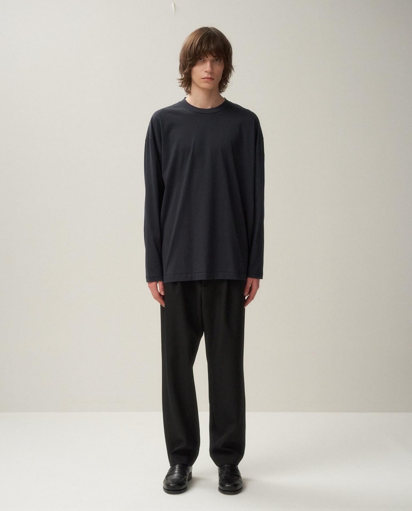 SUVIN60/2 OVERSIZED LONG-SLEEVE T-SHIRT