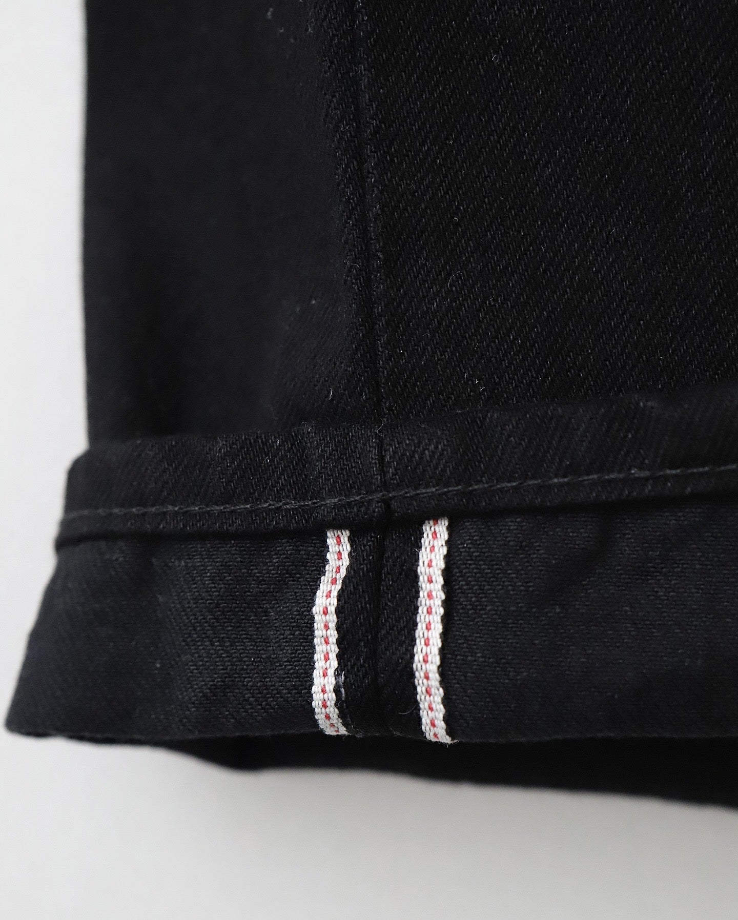 SELVAGE DENIM TWO TUCK PANTS