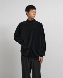 COMPACT VELOUR MOCK NECK