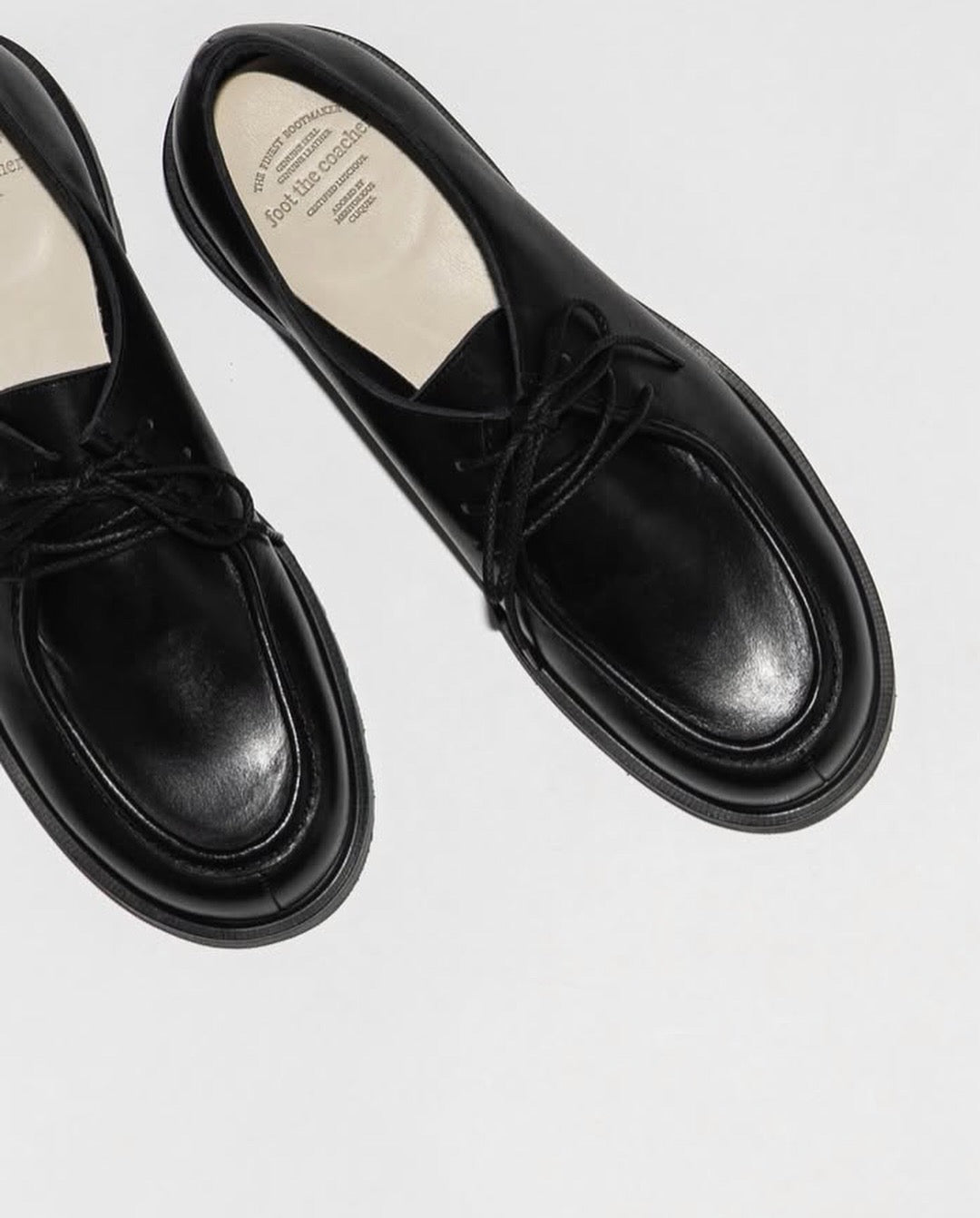 TIROLEAN SHOES（TWEETY SOLE ）