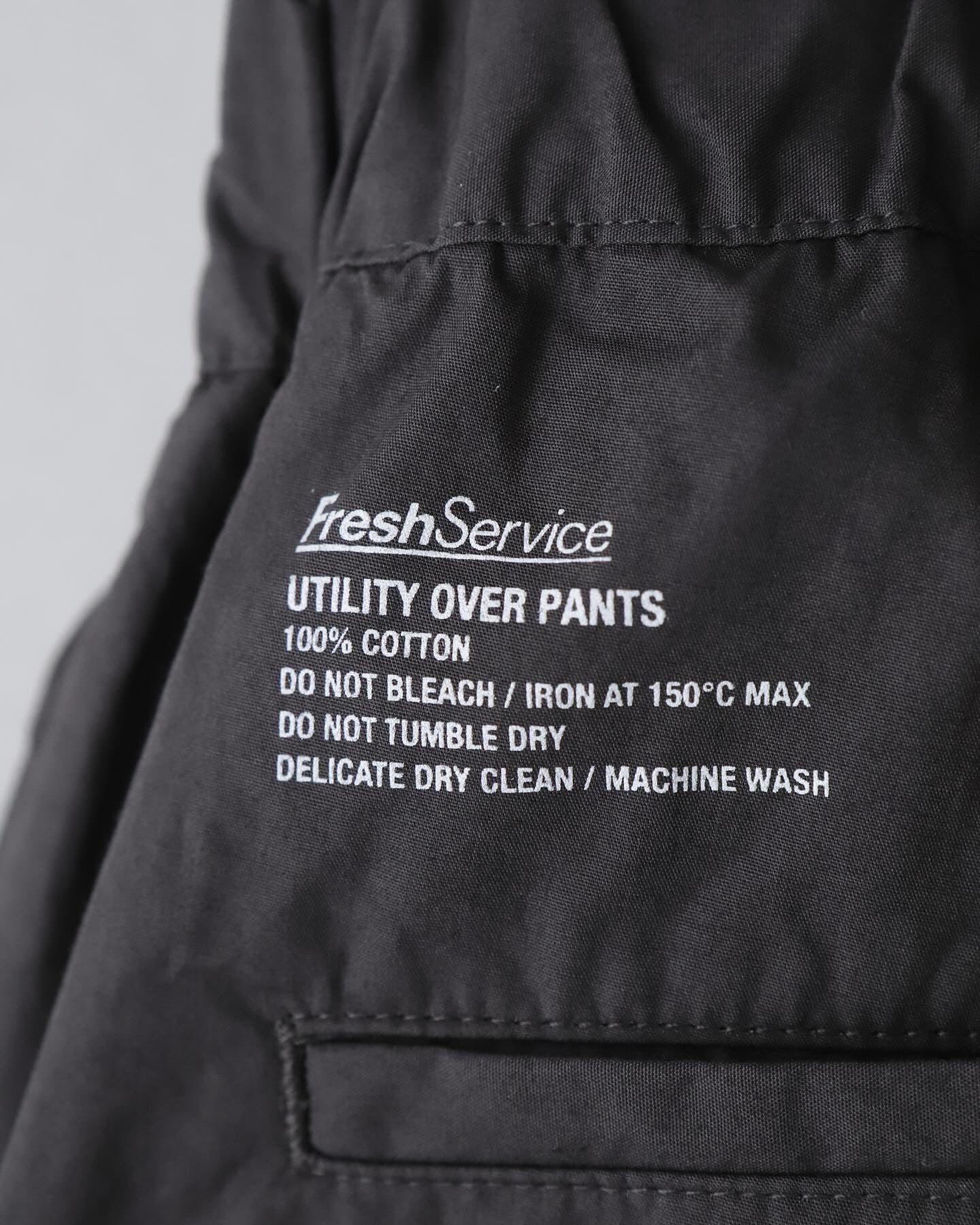 UTILITY OVER PANTS