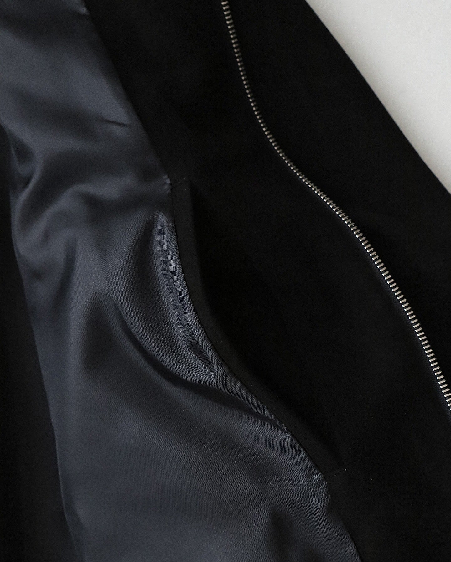 GOAT SUEDE ZIP UP BLOUSON