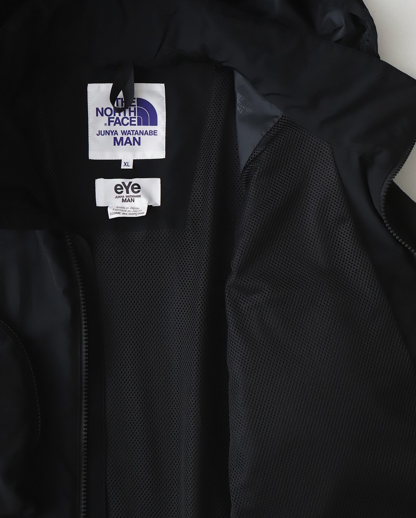 THE NORTH FACE FIELD JACKET