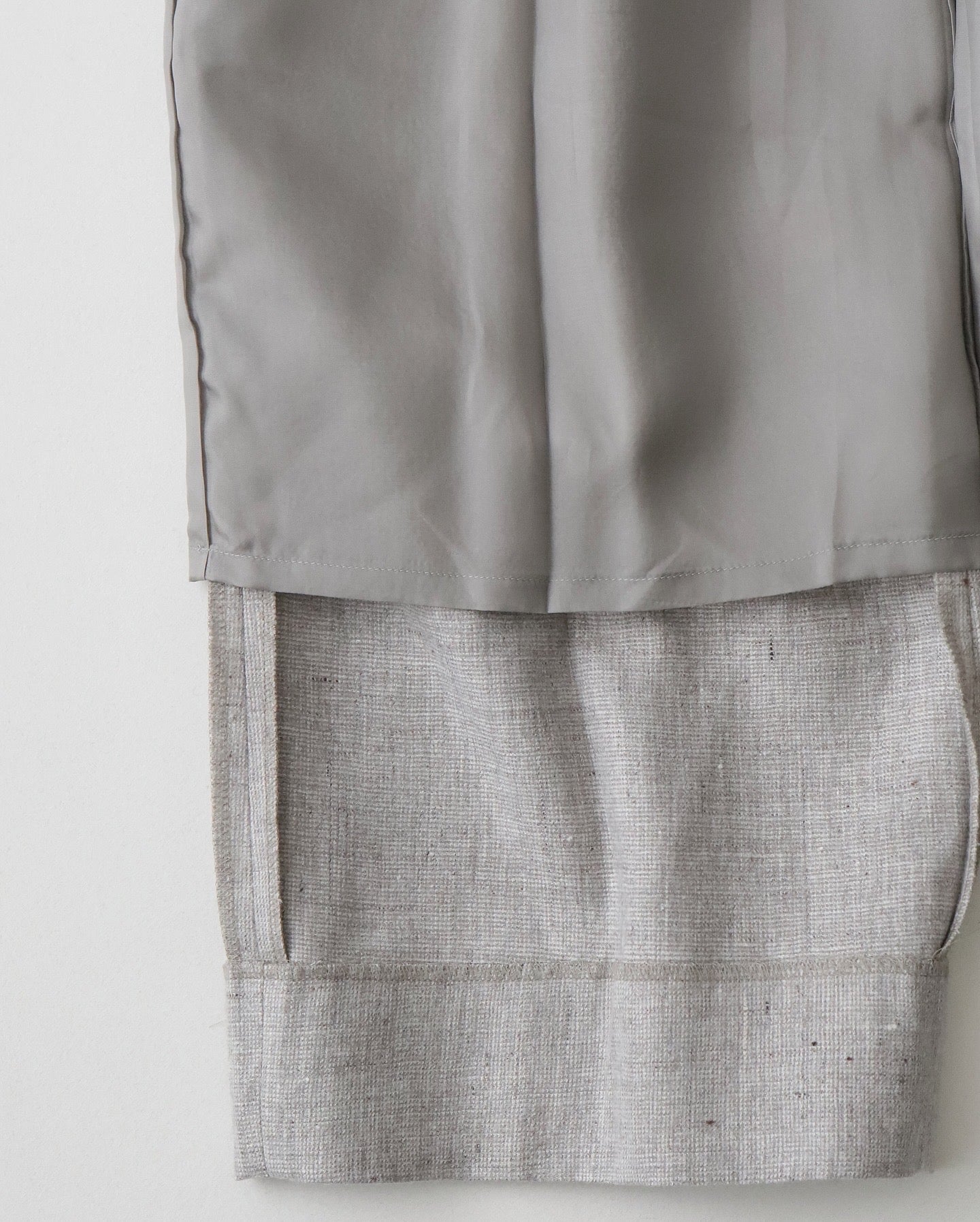 LINEN WOOL TWILL TUCKED EASY PANTS（WOMEN）