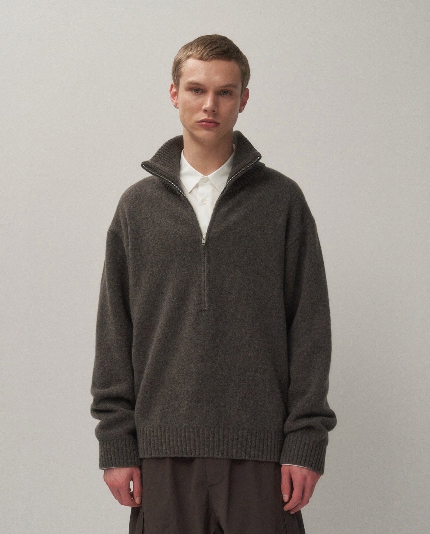LAMBS WOOL HALF ZIP SWEATER