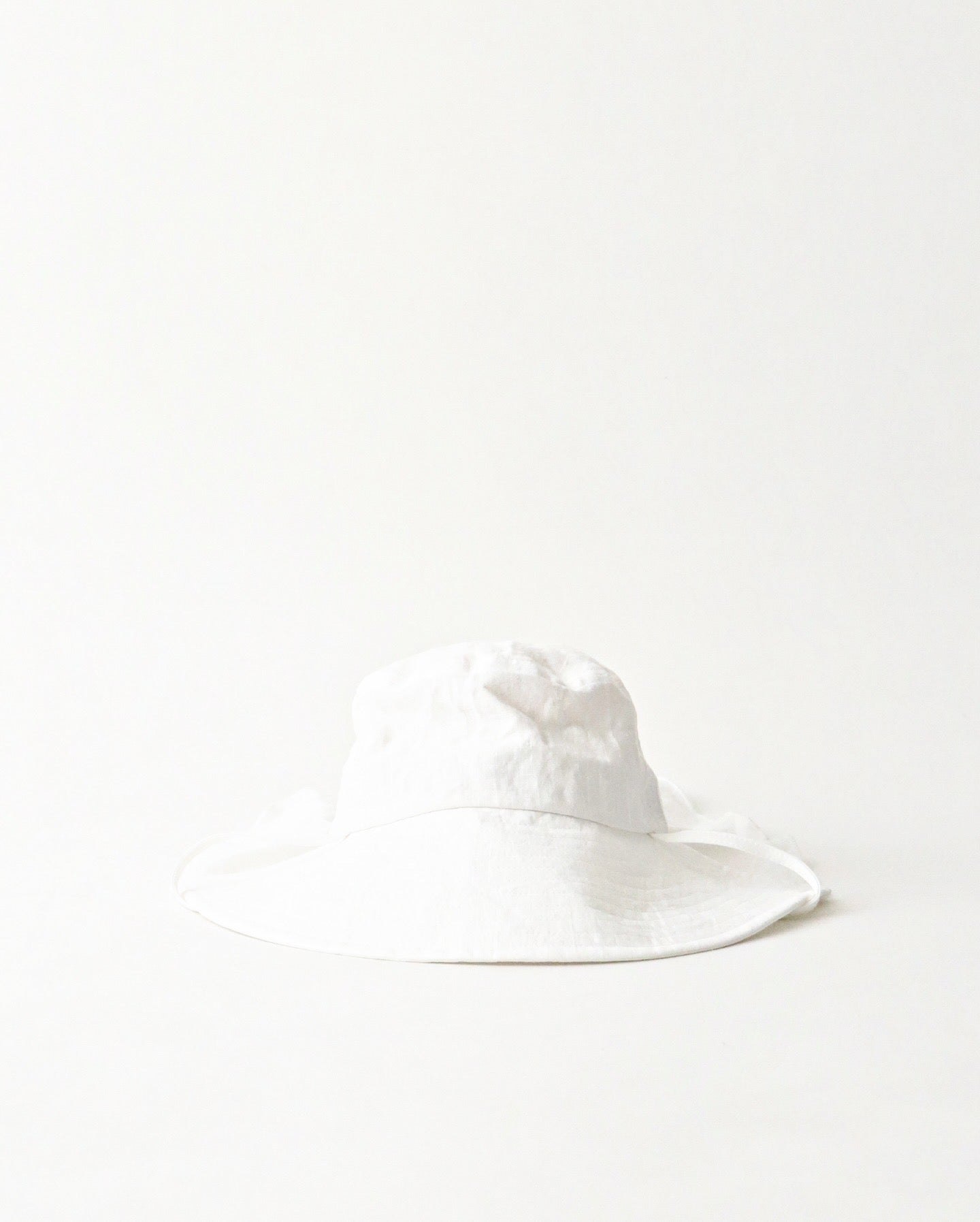 FIELD HAT LINEN WHITE