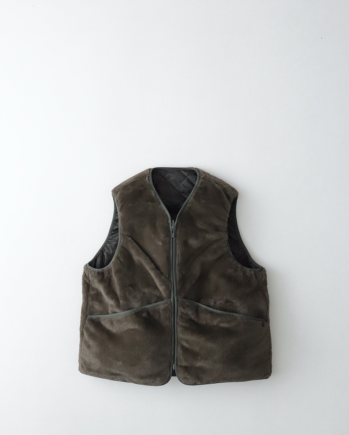 TECH REVERSIBLE BRITISH HUNTER FUR VEST