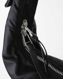 E*a様 COMME des GARCONS ノット ドレープ デザイン バッグ COMME des GARCONS | NEWS | ARTWORK