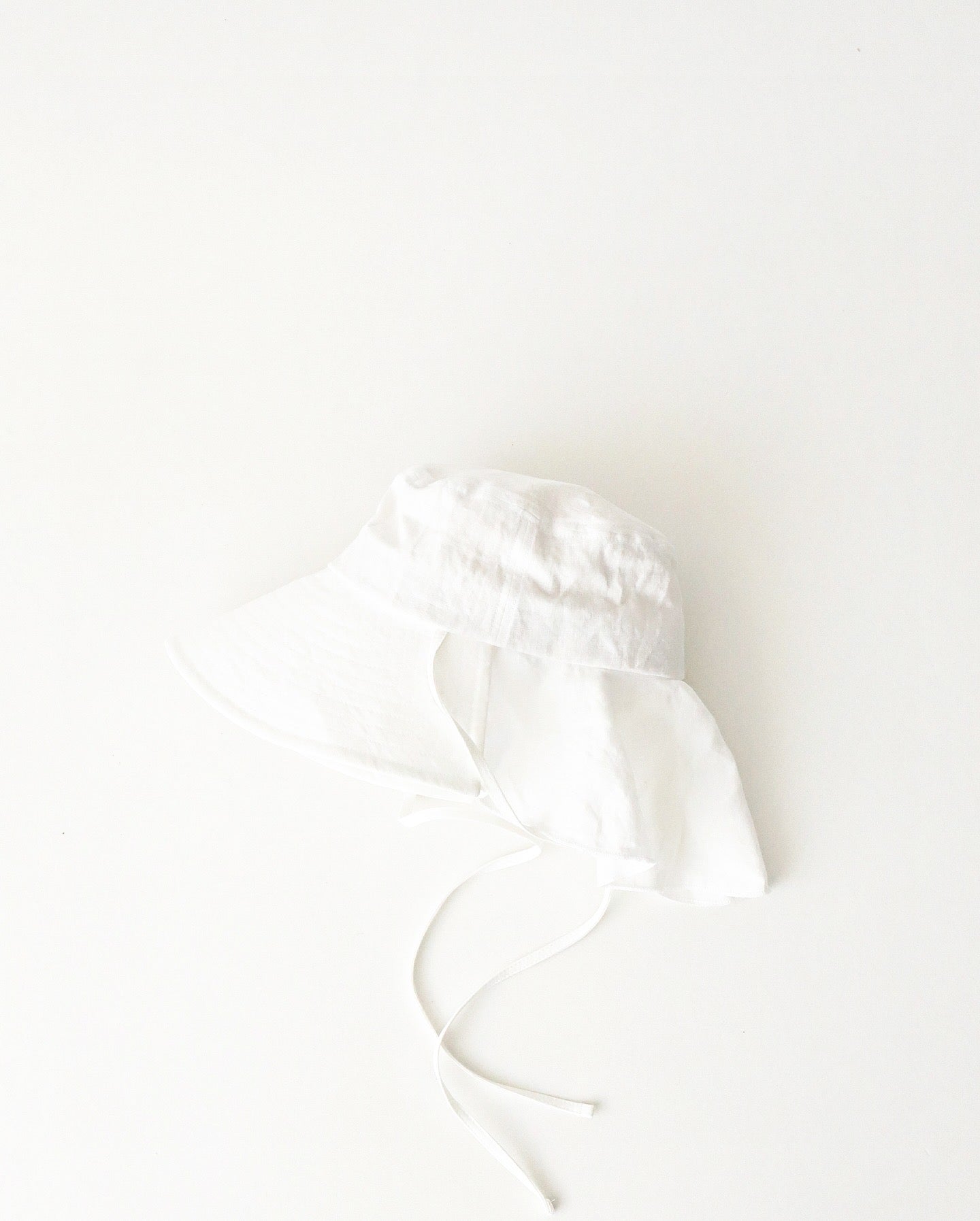 FIELD HAT LINEN WHITE