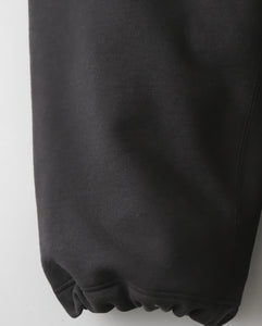 UNLIKELY SIMPLE SWEAT PANTS