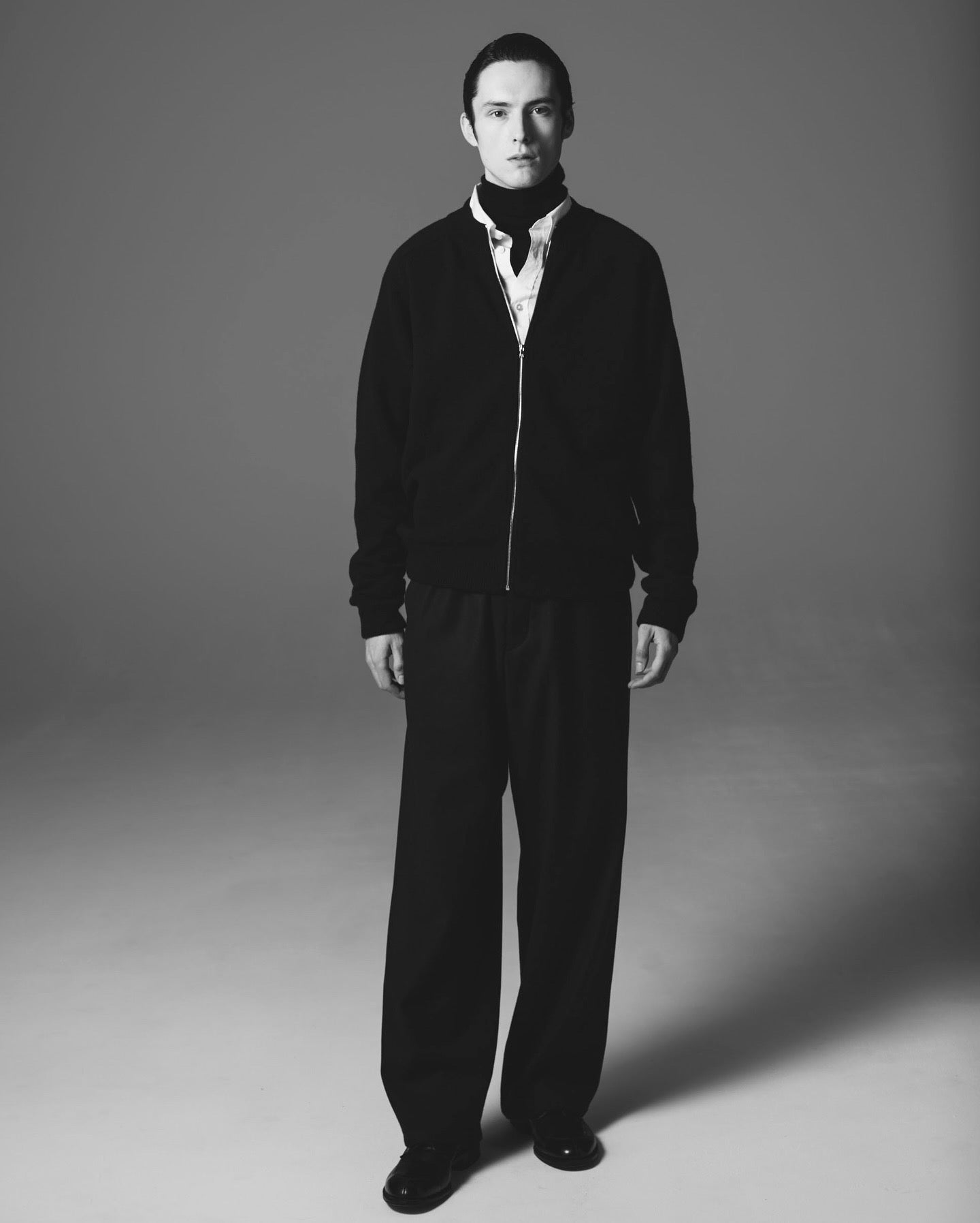 ZIP CREW NECK CARDIGAN｜LAMS WOOL PLAIN KNITTED