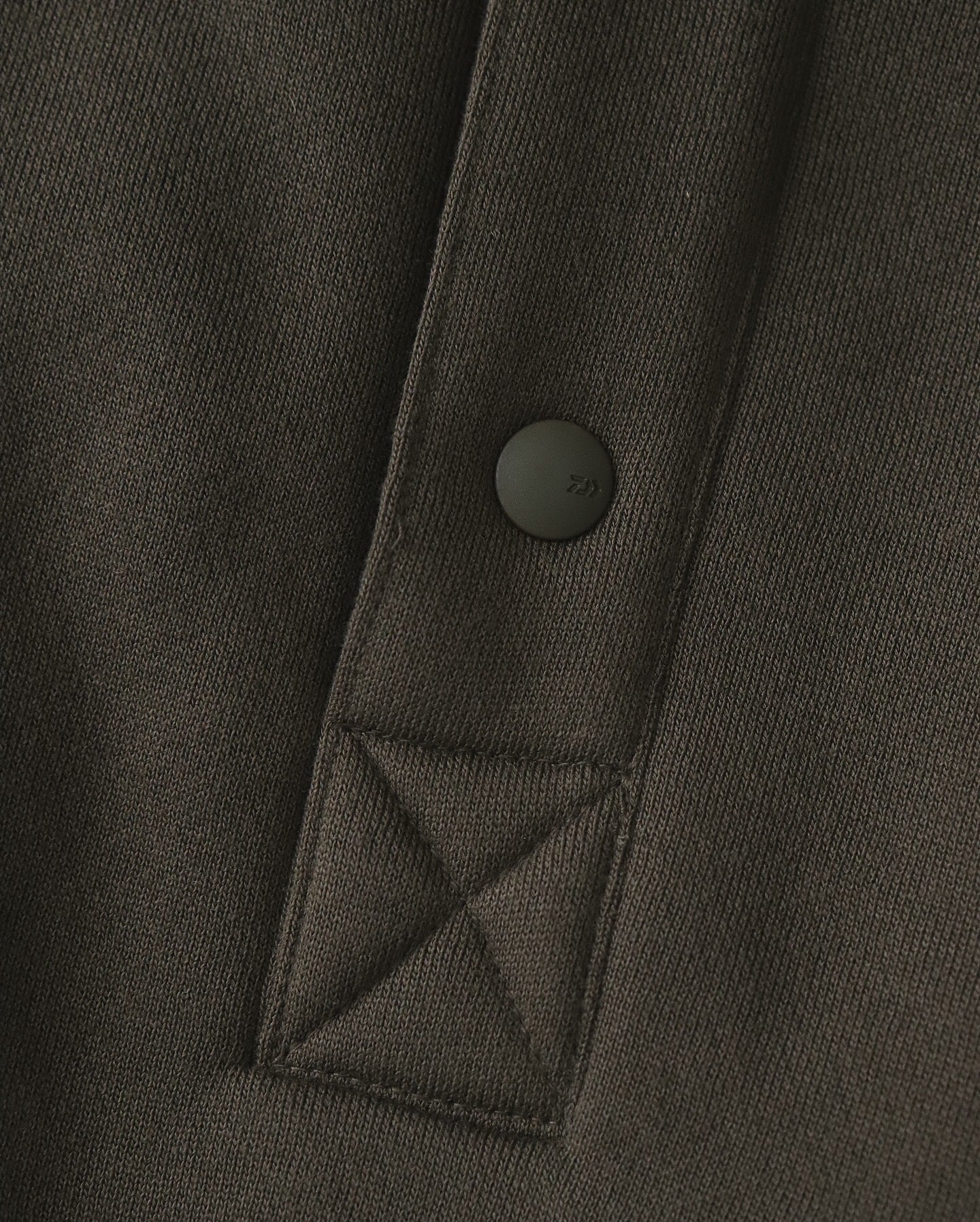 TECH SWEAT SNAP PULLOVER