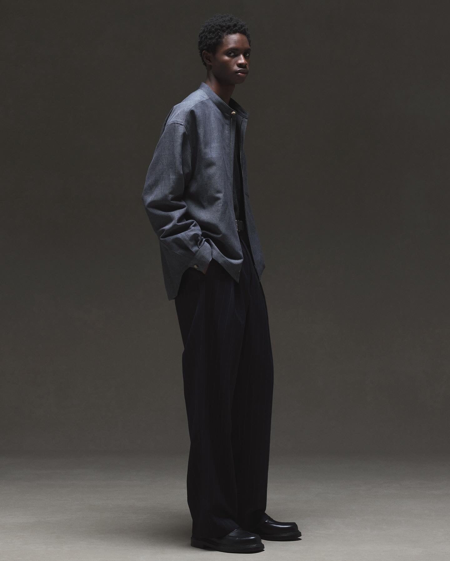 INVERTED PLEATS TROUSER