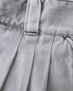 FARAH｜THREE-TUCK WIDE SHORTS / DENIM
